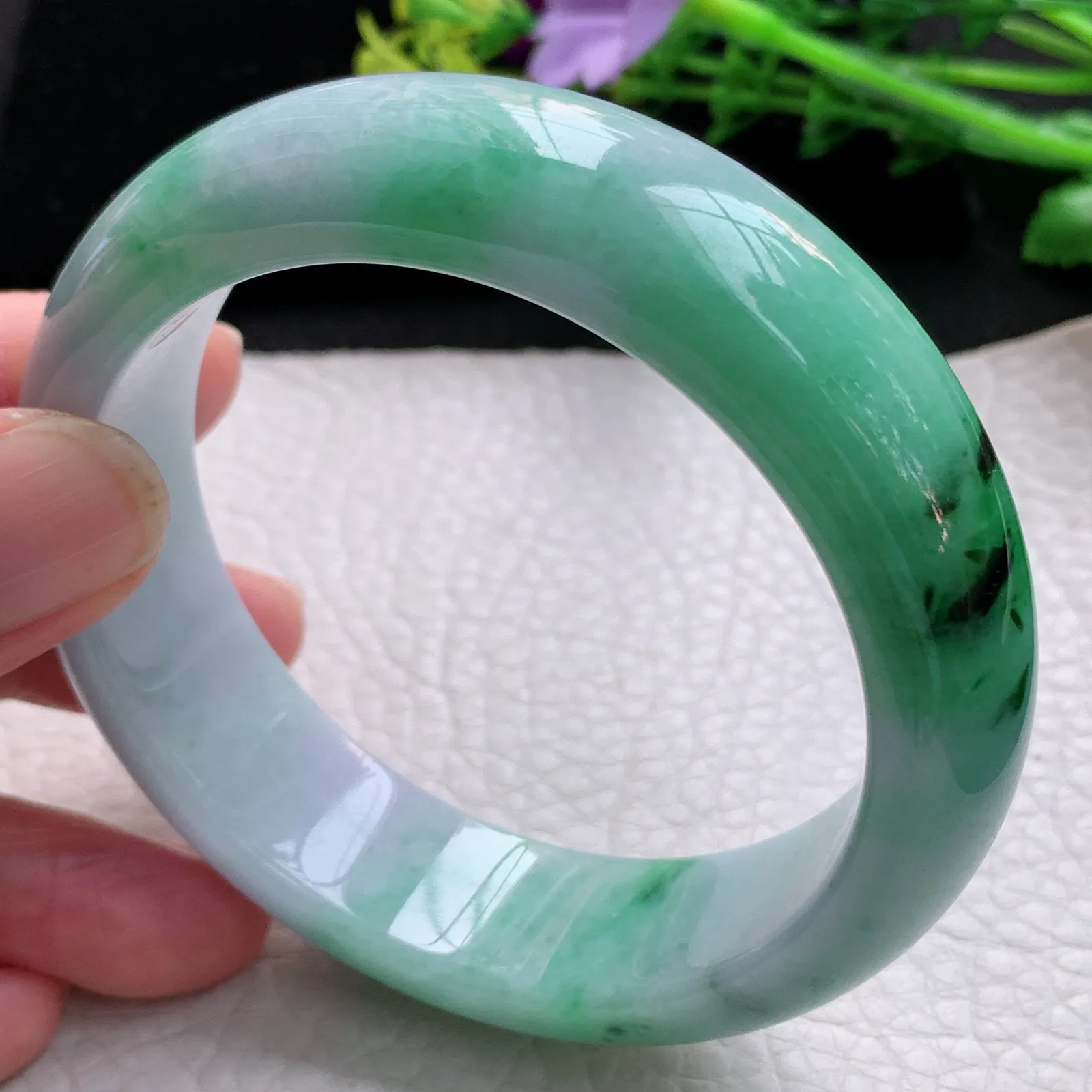 yh自然光58.5*17.3*9轮胎镯 缅甸翡翠a货玉手镯飘绿厚装宽边玉手环