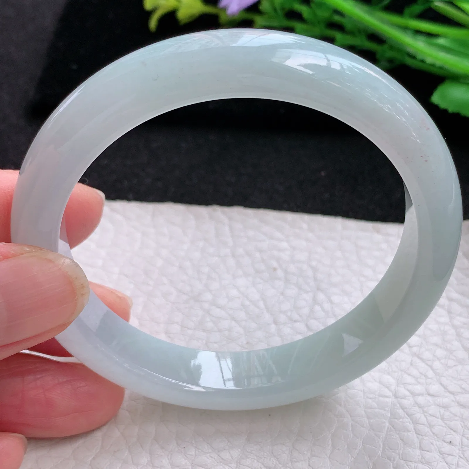 n自然光56*12*8平安镯 缅甸翡翠a货玉手镯冰胶白月光宽边玉手环