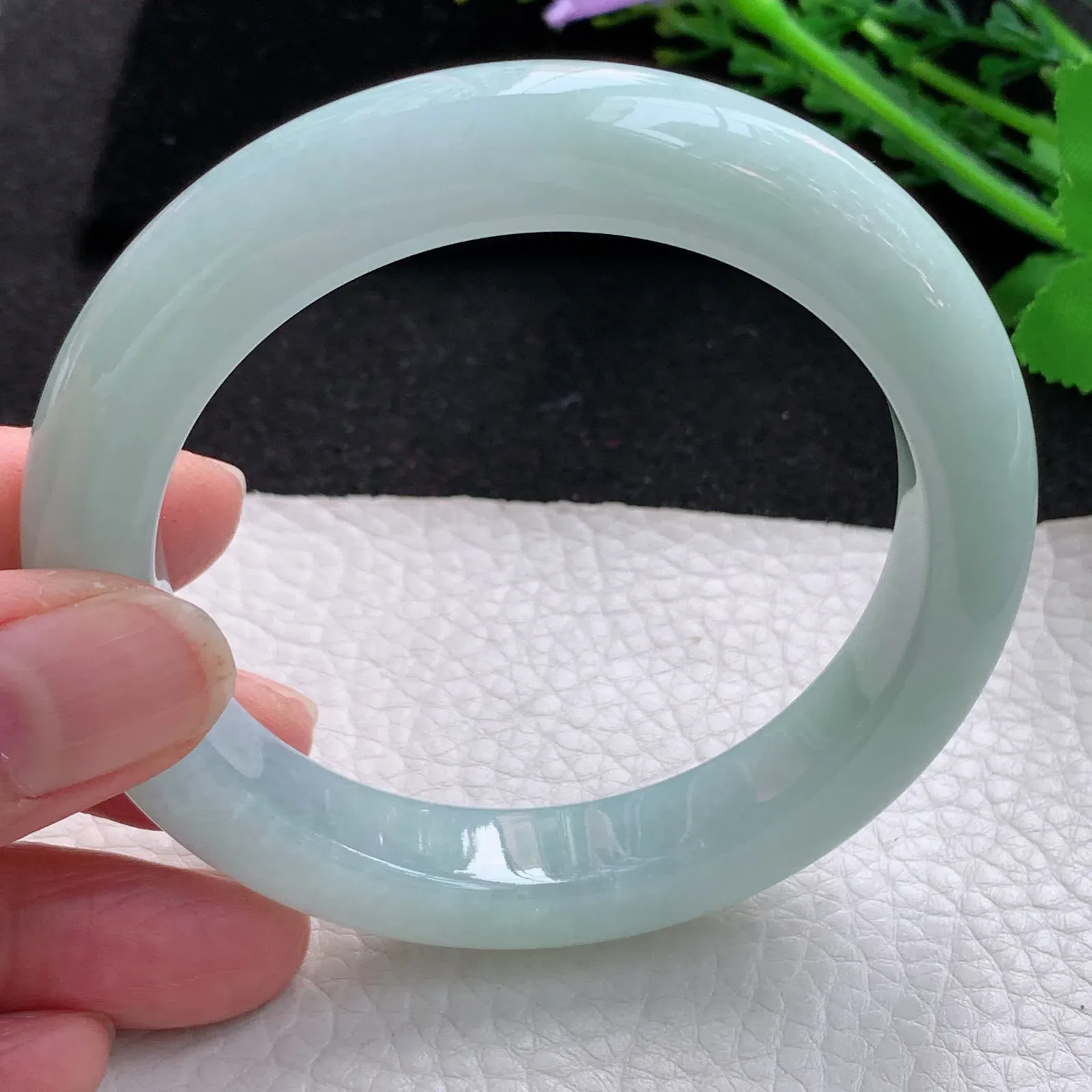 nr自然光57.5*11.5*18平安镯 缅甸翡翠a货玉手镯甜绿宽边玉手环