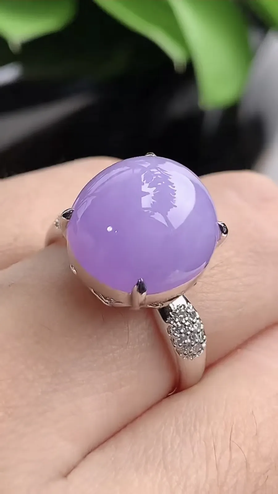 a货翡翠老坑冰种18K金伴钻镶嵌紫罗兰蛋面戒指 圈口17.4裸石尺寸12.6×12mm 重量5.40g 1201