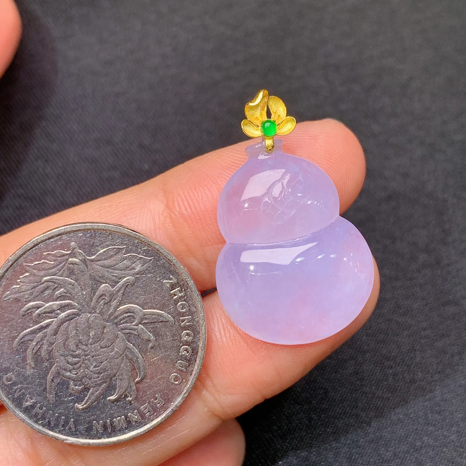 冰紫罗兰葫芦吊坠，18k金镶嵌，温润细腻，颜色鲜艳，Al 尺寸27.5*17*4.8