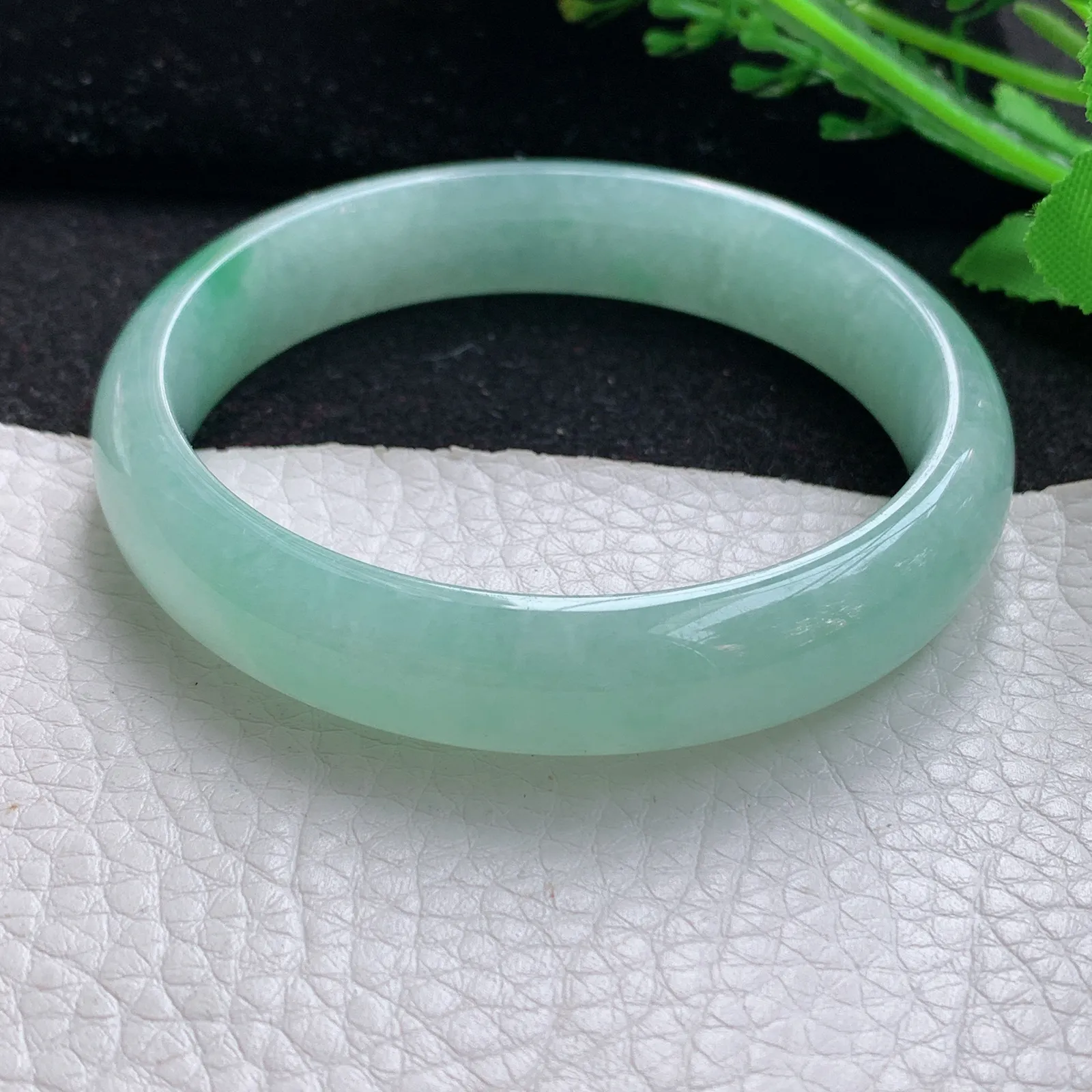 jm自然光57*12.8*7.4平安镯 缅甸翡翠a货玉手镯冰绿宽边玉手环