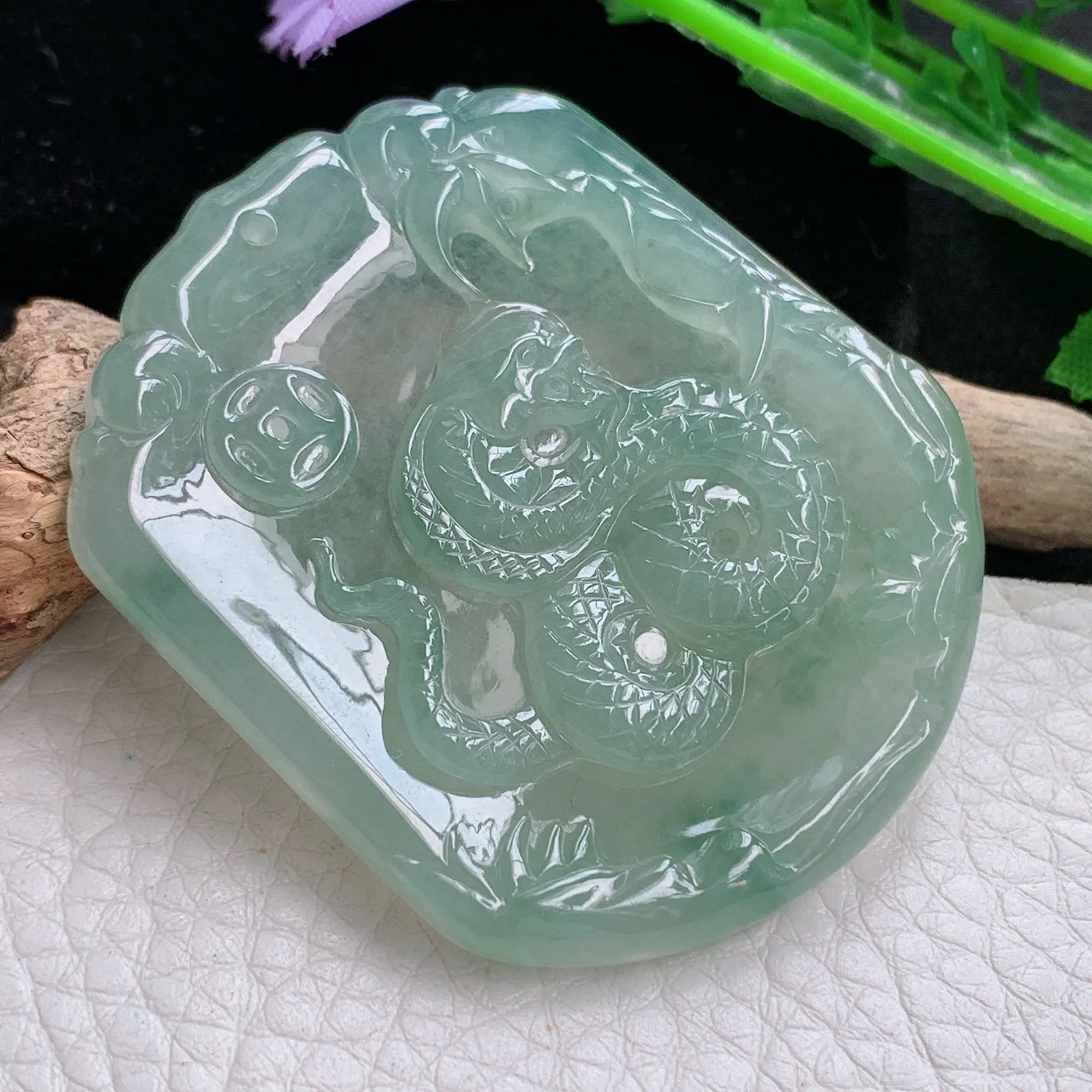 kh自然光52.5*43.5*4.6天然缅甸翡翠冰晴生肖蛇 腰缠万贯玉吊坠 毛衣坠