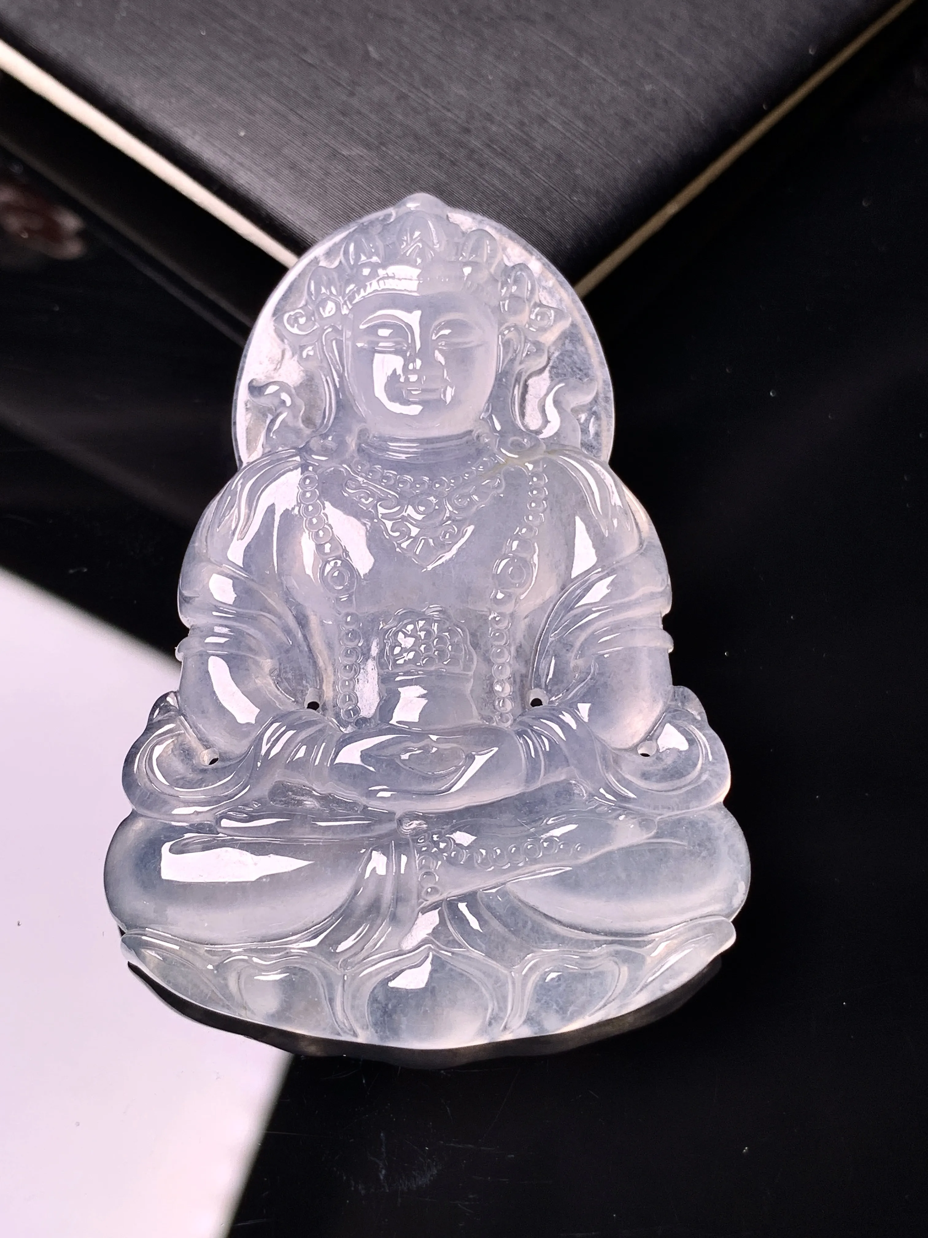 冰种度母观音菩萨吊坠 玉质细腻 色泽清新艳丽  整体尺寸54.3*38.3*5.6