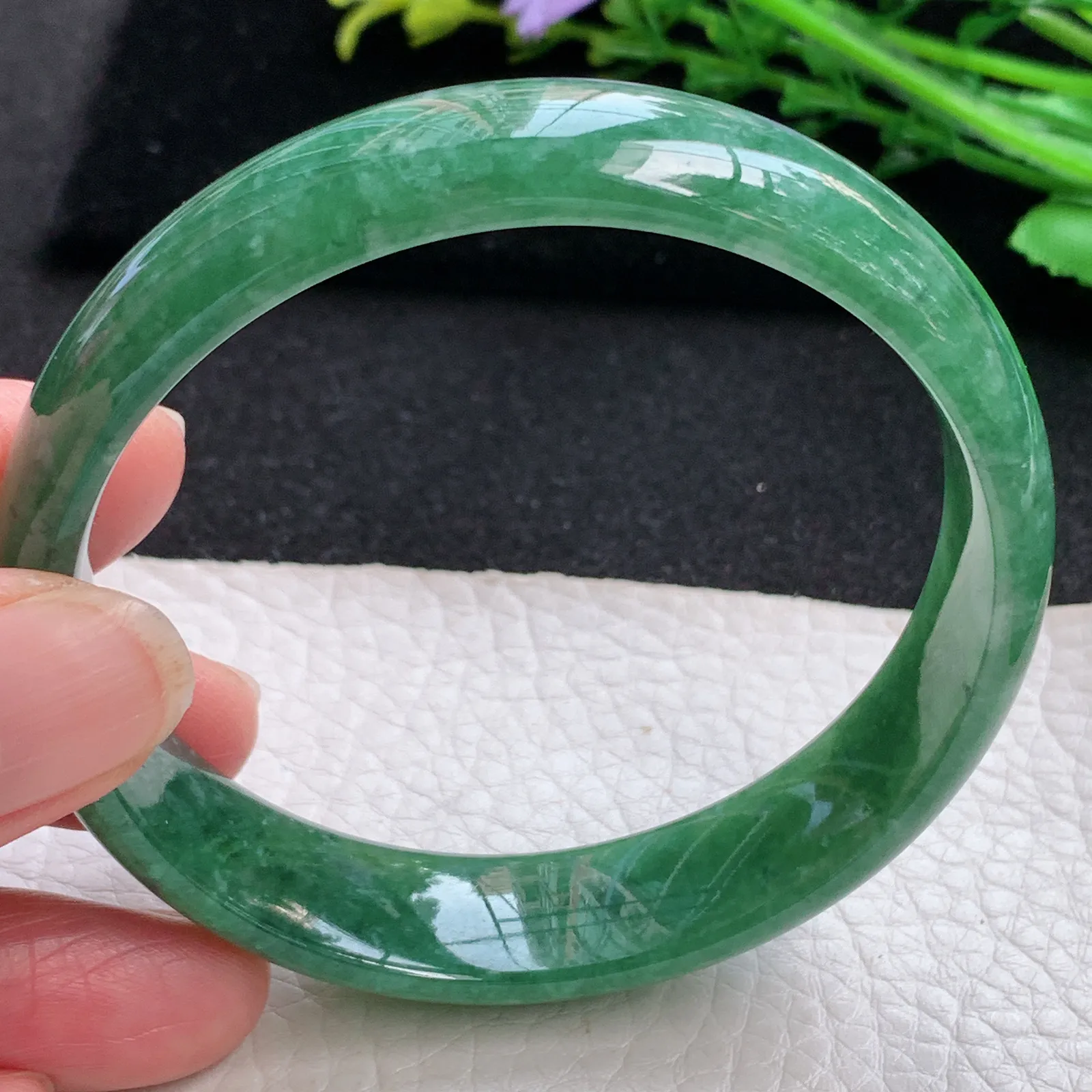 n自然光59*14*6.2平安镯 缅甸翡翠a货玉手镯满绿宽边玉手环