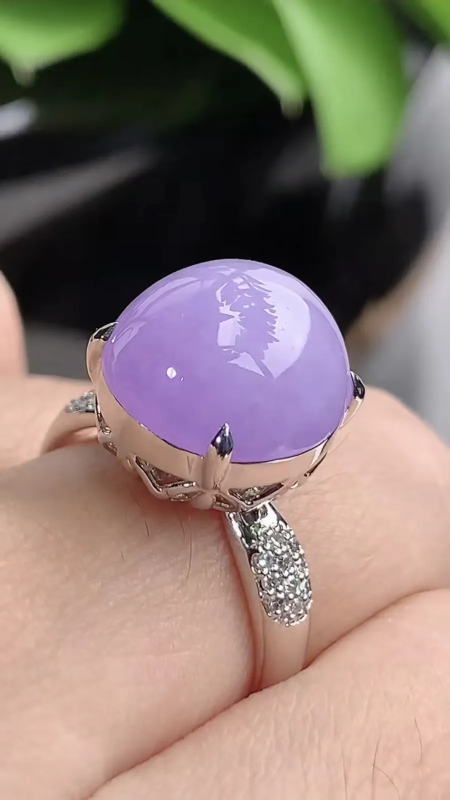 a货翡翠老坑冰种18K金伴钻镶嵌紫罗兰蛋面戒指 圈口17.4裸石尺寸12.6×12mm 重量5.40