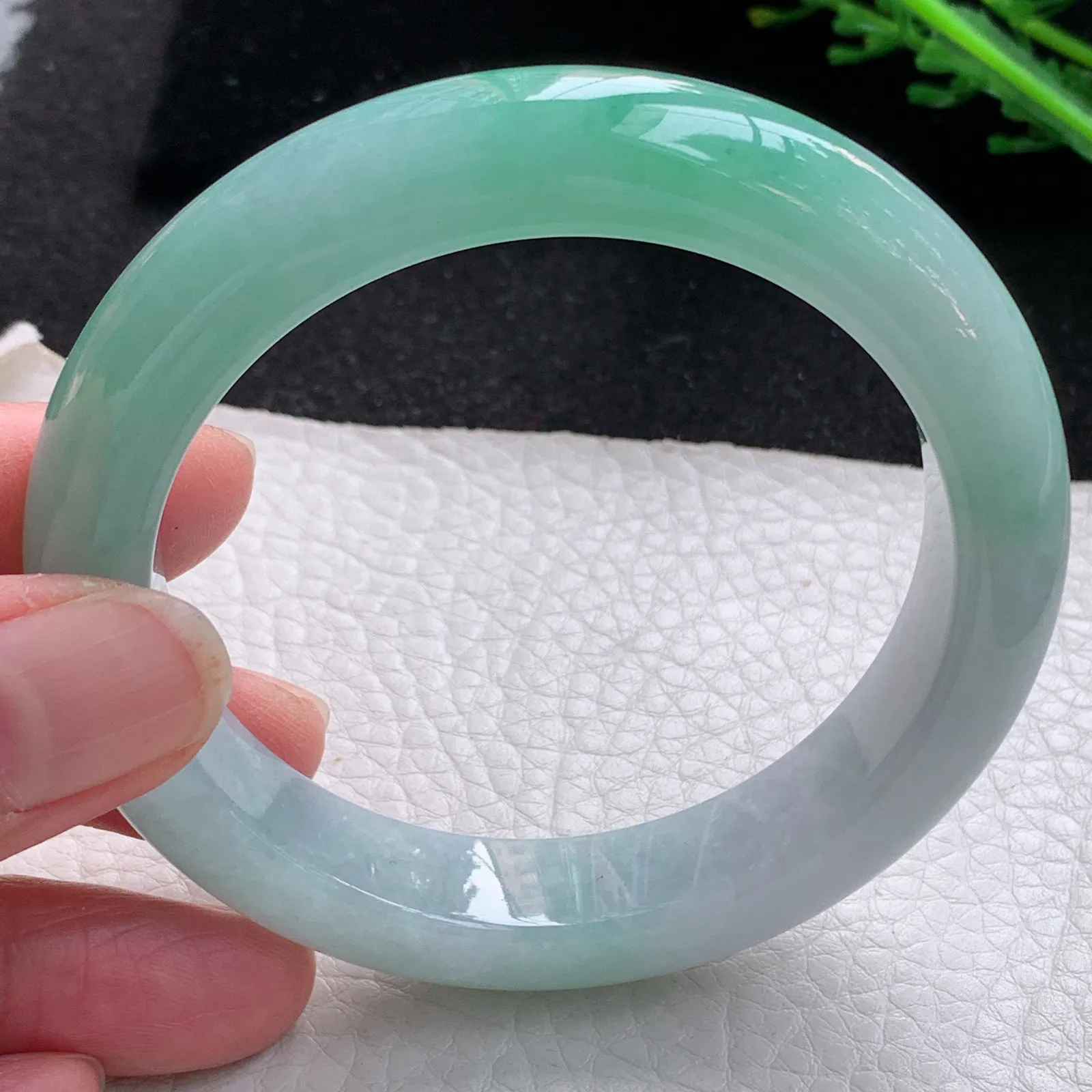 yh自然光57*12.3*9.2平安镯 缅甸翡翠a货玉手镯清新宽边玉手环