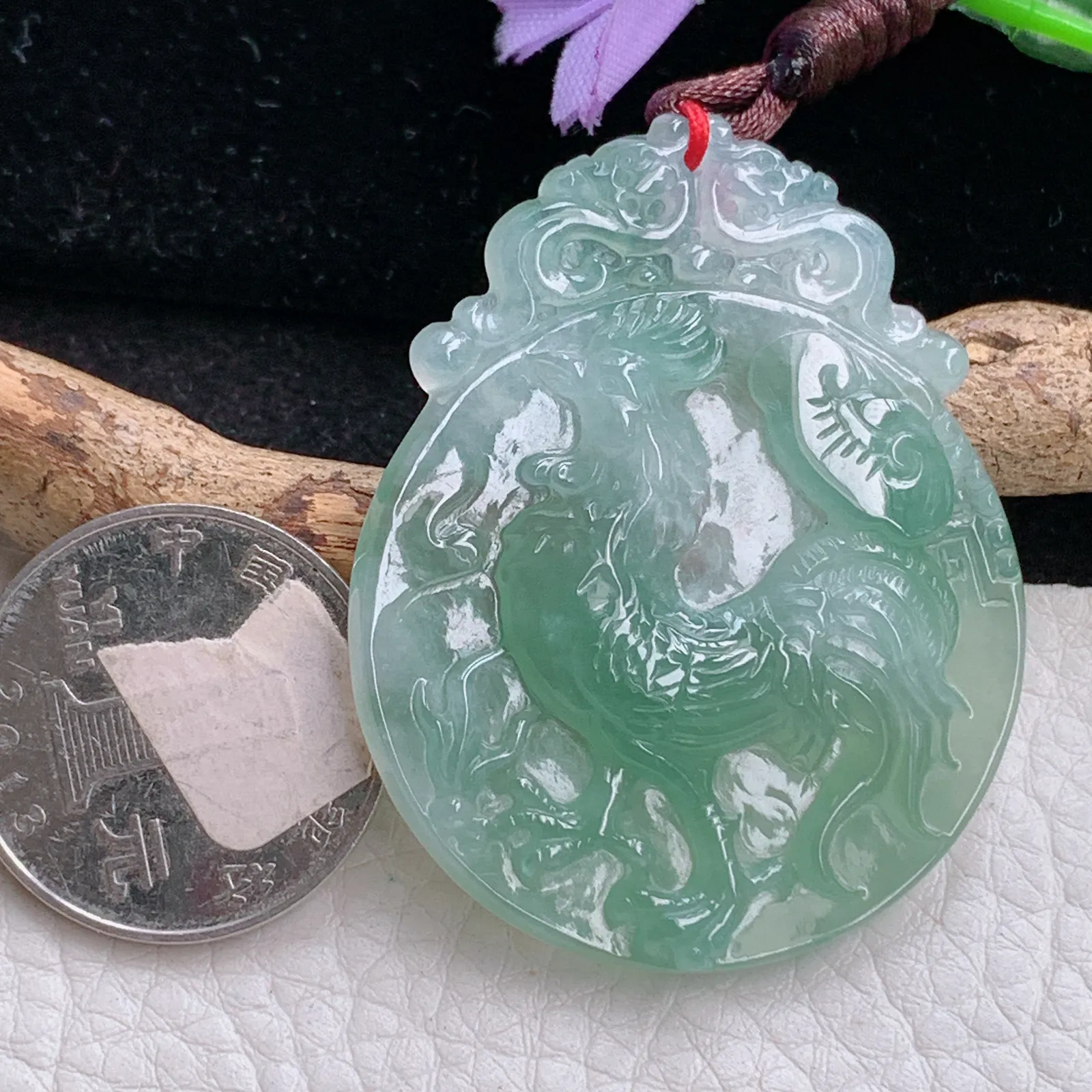 bg自然光48.5*38.9*5.7天然缅甸翡翠冰晴金鸡独立 生肖鸡玉吊坠 毛衣坠