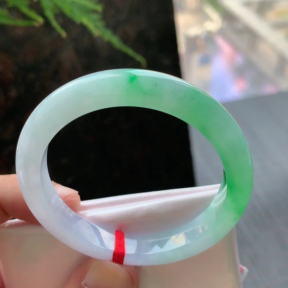 正圈冰春彩 无瑕 尺寸:51.6/9.1/8 种色兼备