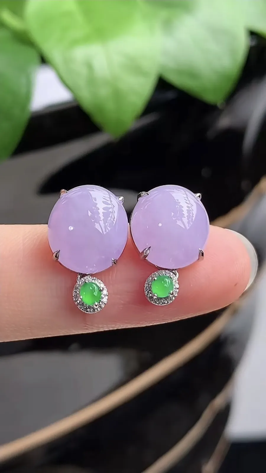 a货翡翠老坑冰种18K金伴钻镶嵌紫罗兰蛋面耳钉 尺寸11×9.8mm 重量3.60g 1204