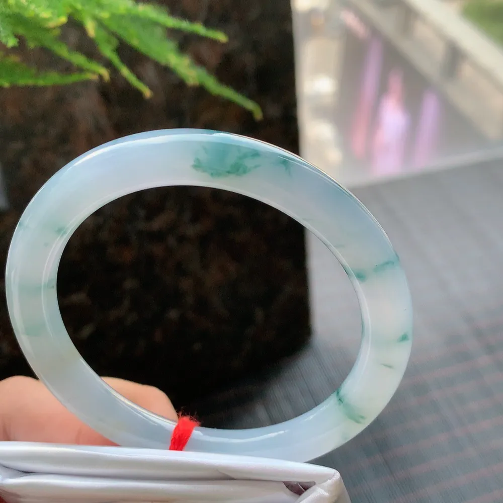 圆条冰紫飘花 无瑕 尺寸:56.3/8.1 种色兼备