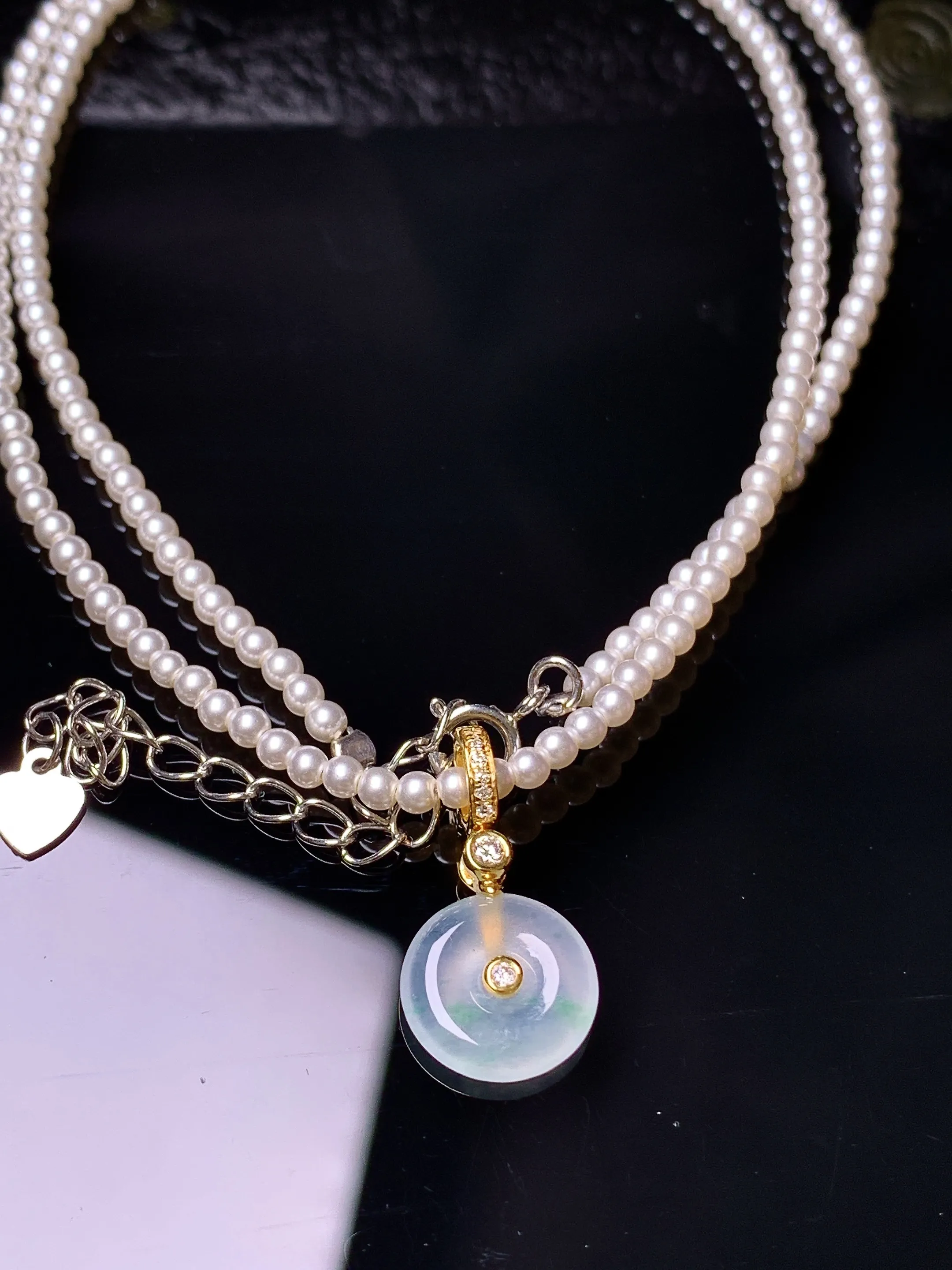 18k金钻镶嵌冰种平安扣吊坠 玉质细腻 色泽清新艳丽 裸石尺寸9.7*2.5