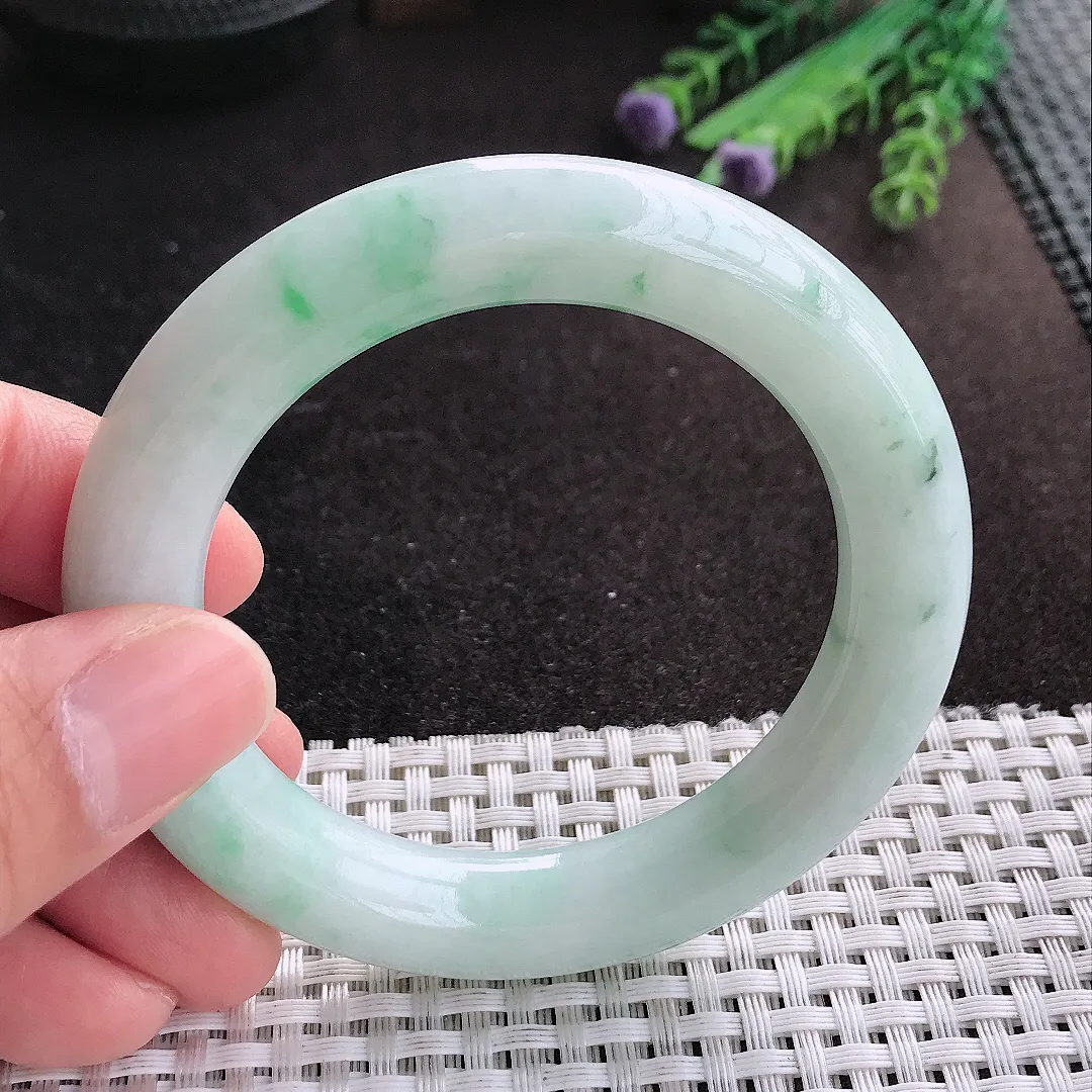 天然A货翡翠53/11/10.8老坑秀气温润飘花圆条手镯玉镯