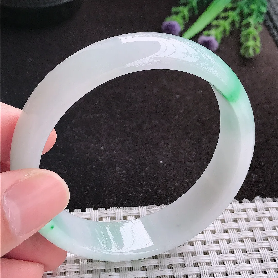 天然A货翡翠59/16/6.7老坑冰润白底青飘阳绿手镯宽边轮胎玉镯