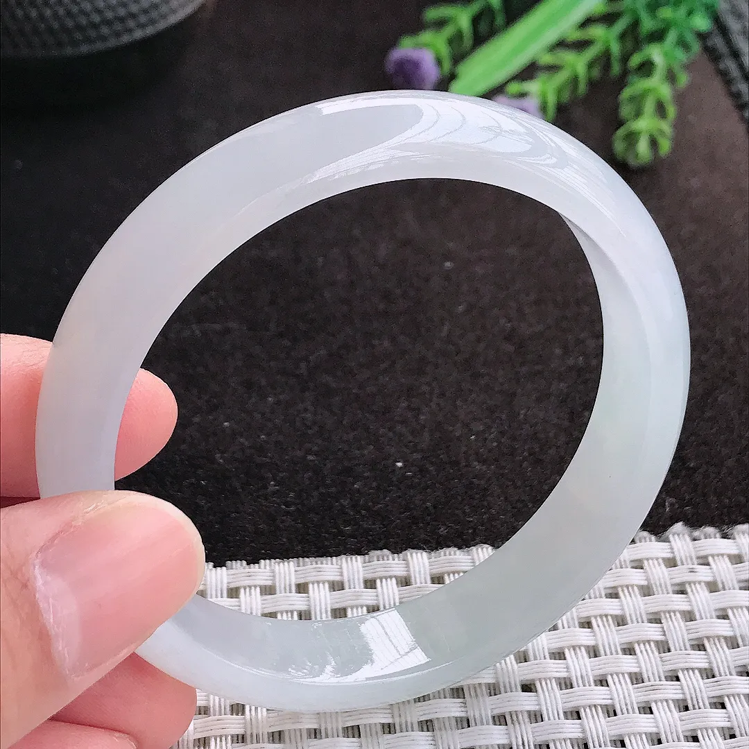 天然A货翡翠56.5/12/6.6老坑冰纯起胶白月光手镯宽边玉手镯