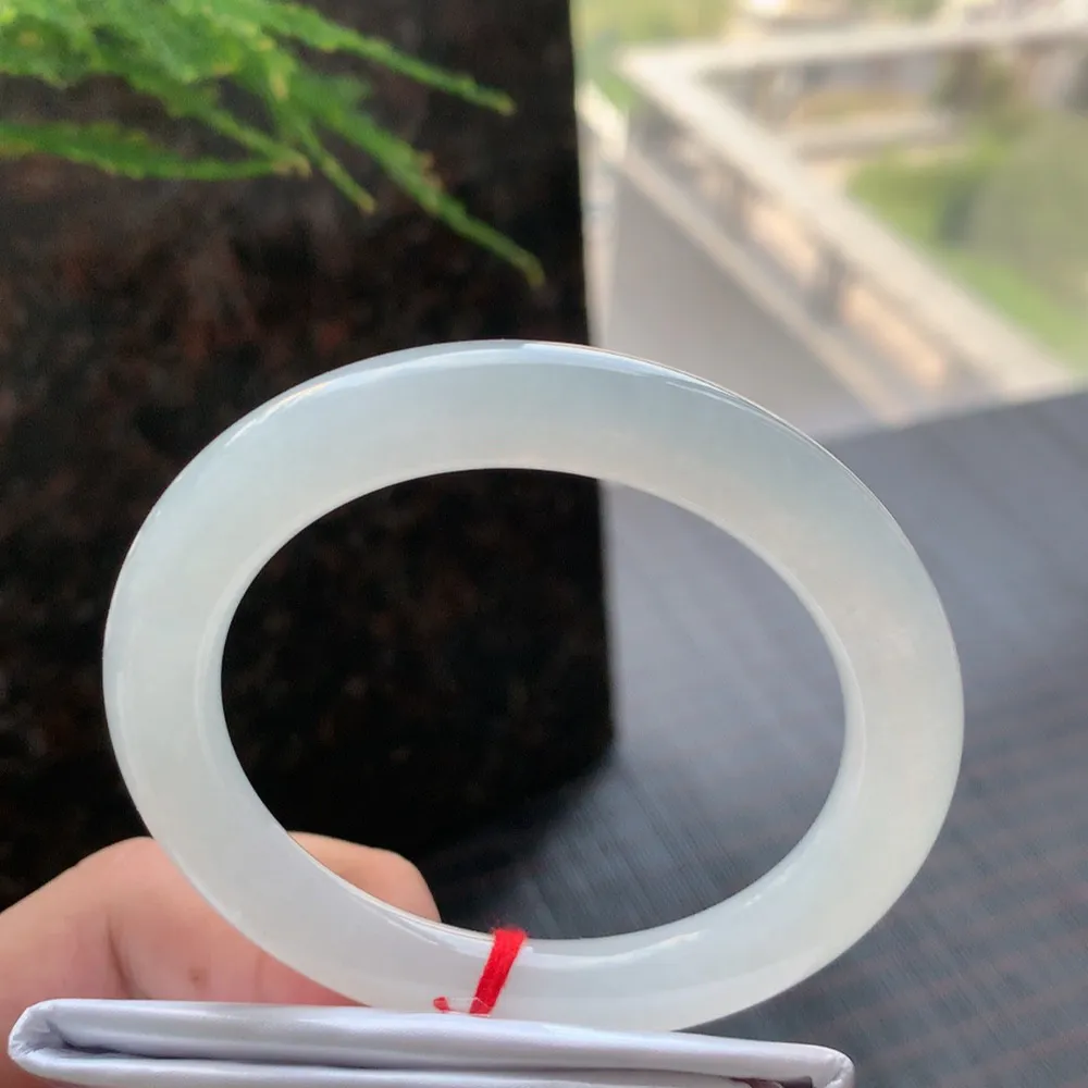 圆条高冰种白月光 无瑕 尺寸:53.4/8.7/9.2 种水好