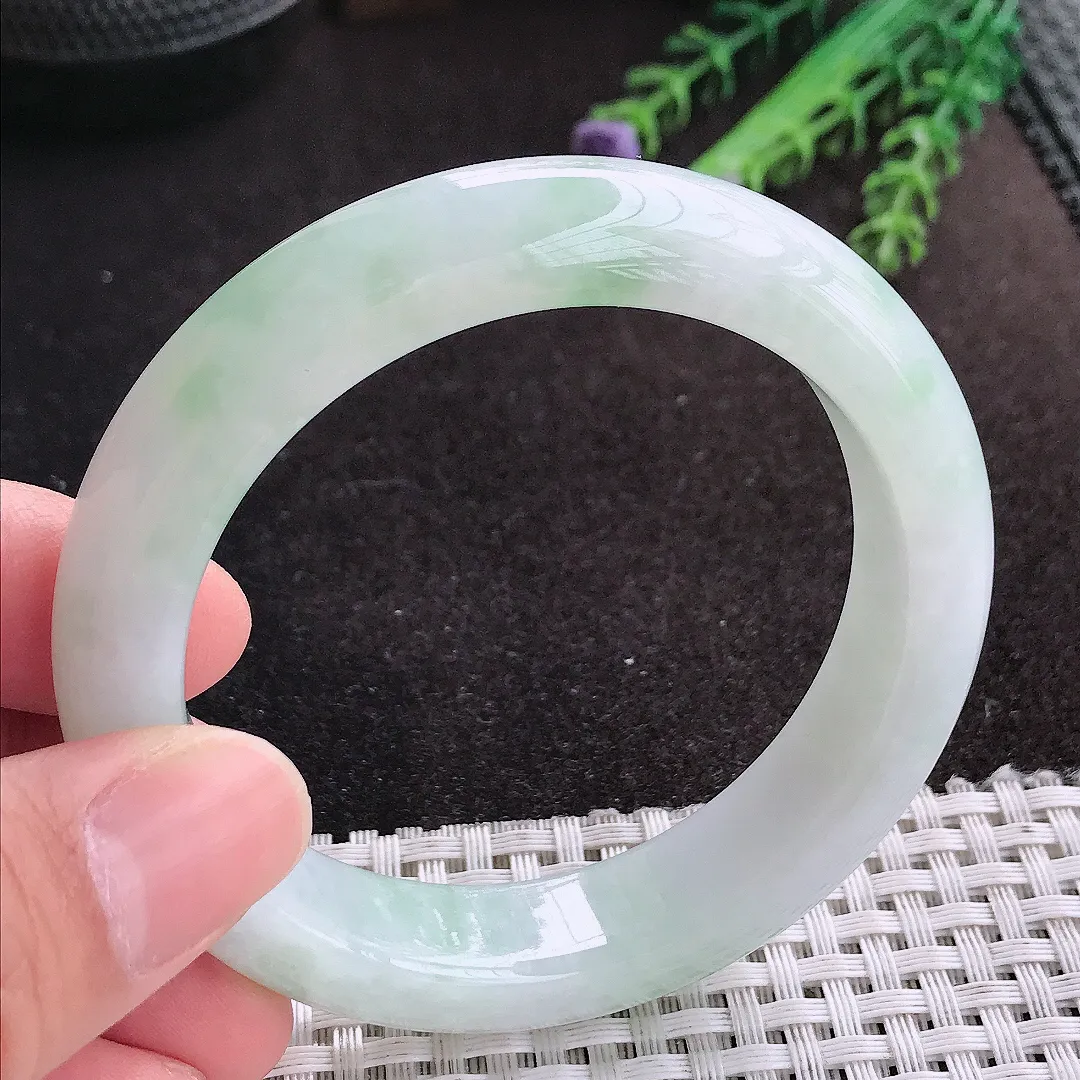 天然A货翡翠54.8/13.4/9老坑冰润起胶飘花手镯宽边玉手镯