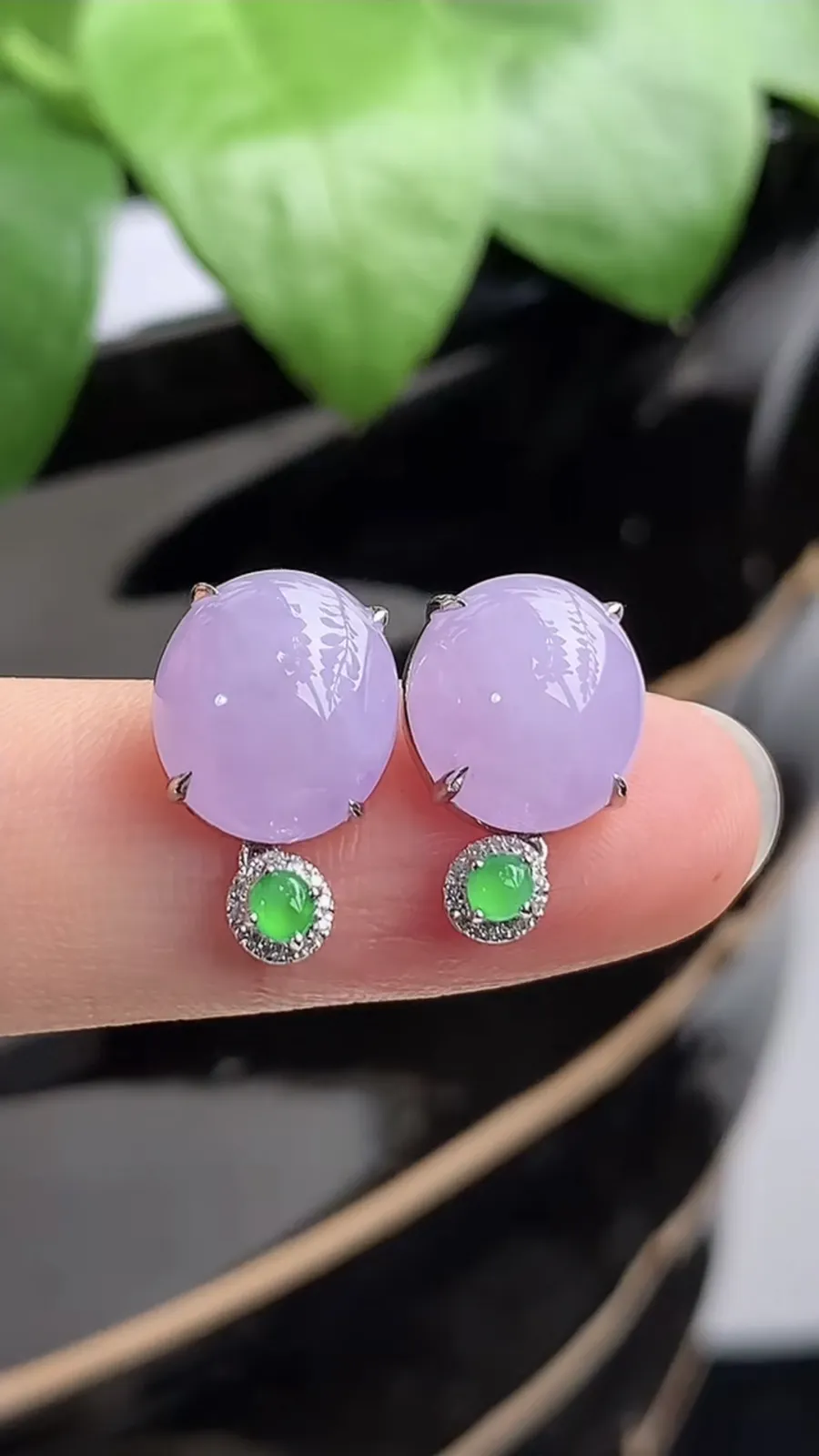 a货翡翠老坑冰种18K金伴钻镶嵌紫罗兰蛋面耳钉 尺寸11×9.8mm 重量3.60g 1204