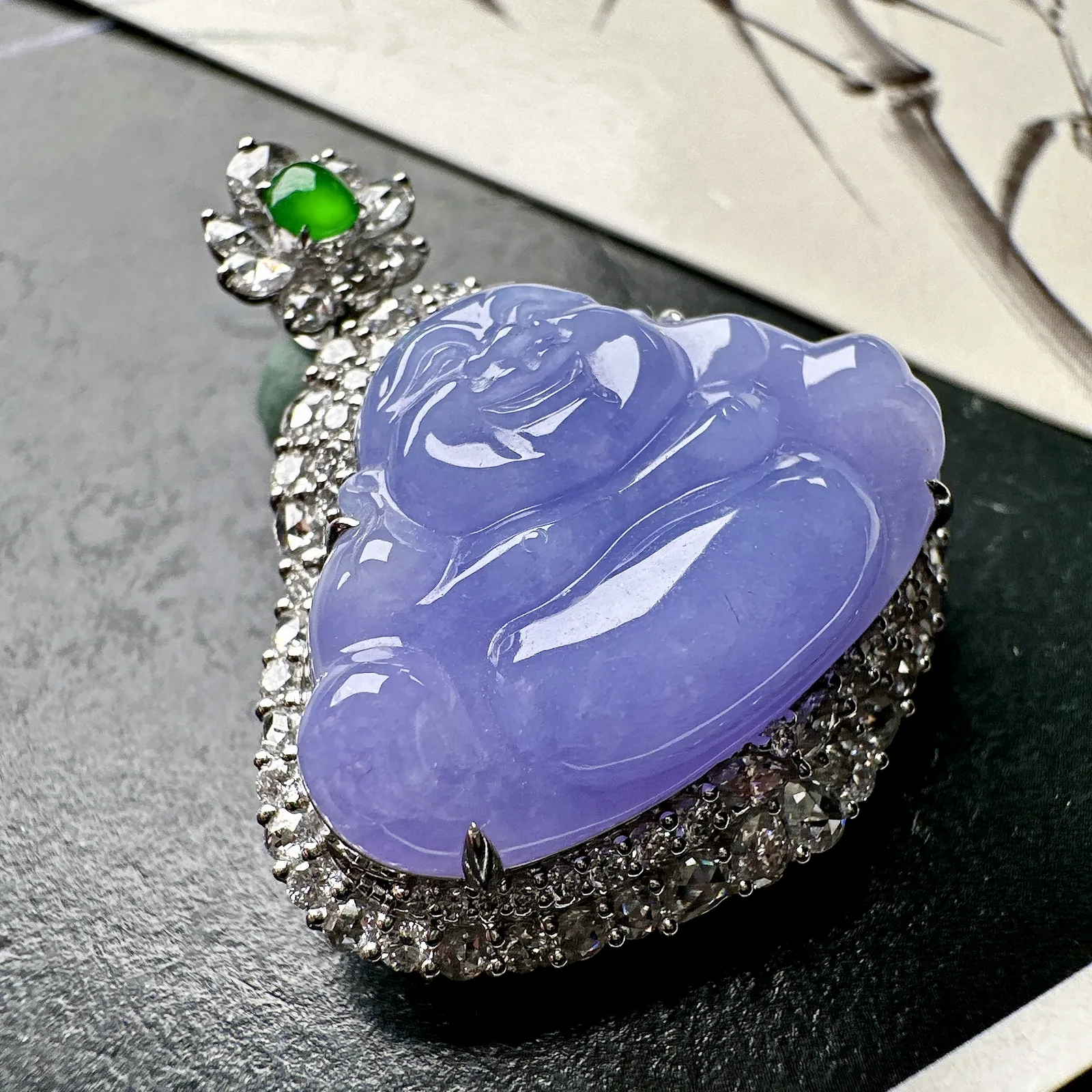 【冰种紫佛吊坠】种水很不错、质地细腻水润，形状很饱满，18K金钻豪华镶嵌，裸石尺寸18.4*27.1