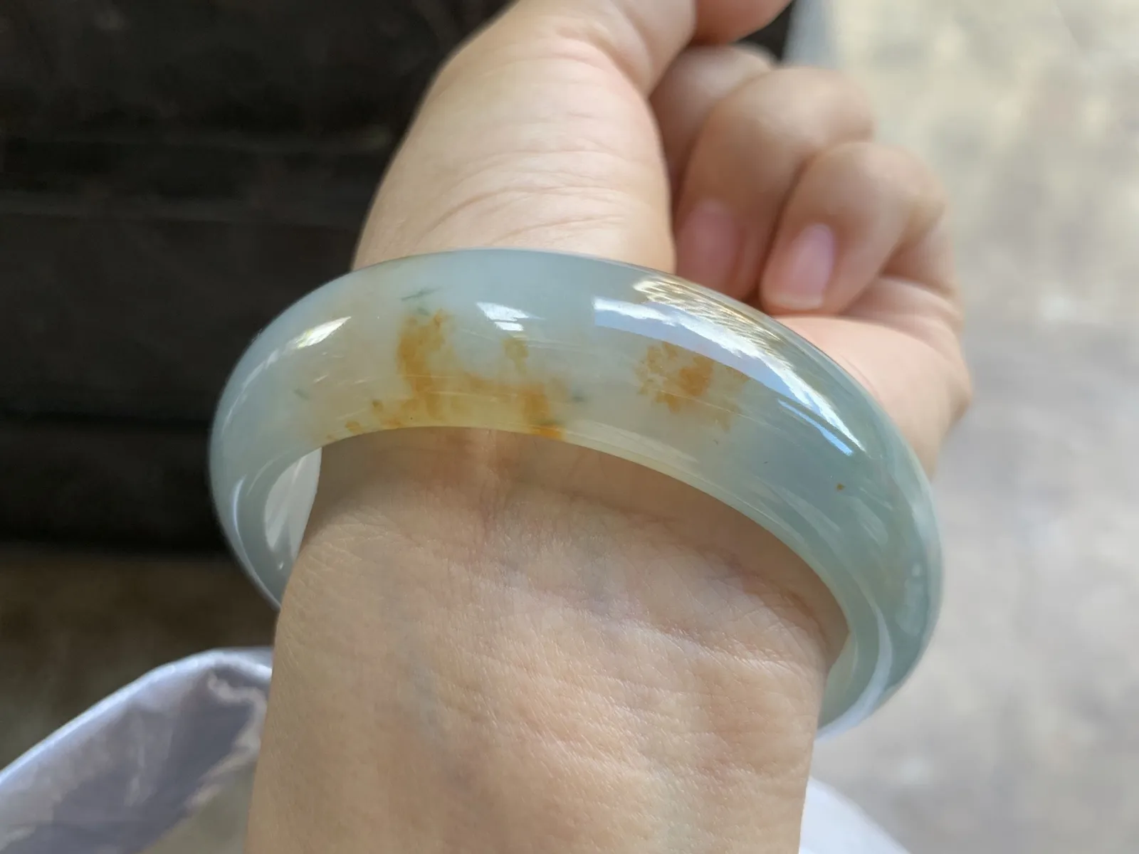 57.5-18-8mm
冰种黄翡宽版手镯 种好水润 特色镯