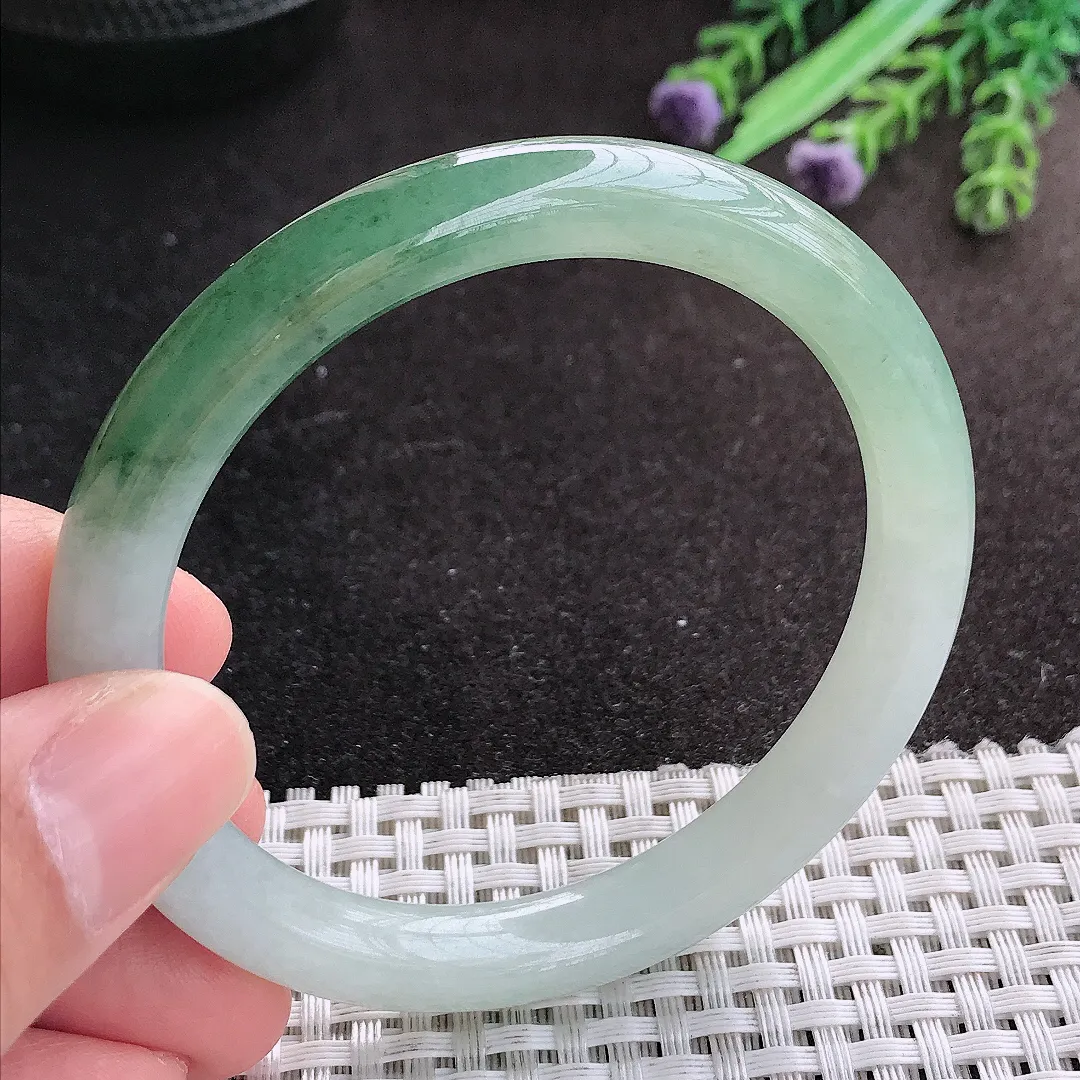 天然A货翡翠56/8.6/8.1老坑冰润油绿圆条手镯玉手镯