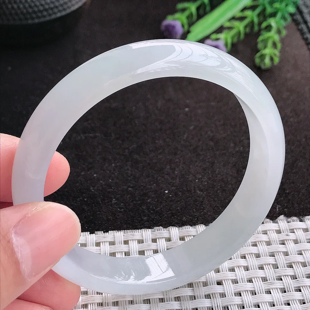 天然A货翡翠56.5/12/6.6老坑冰纯起胶白月光手镯宽边玉手镯