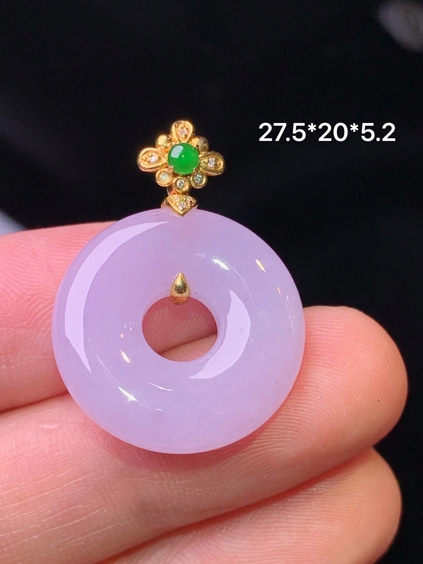 18k金钻镶嵌紫罗兰平安环吊坠 玉质细腻 色泽清新艳丽 整体尺寸27.5*20*5.2