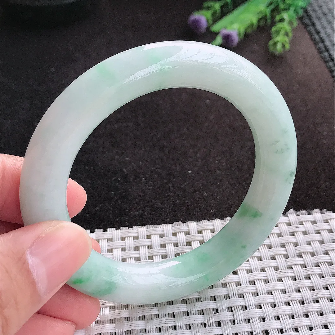 天然A货翡翠53/11/10.8老坑秀气温润飘花圆条手镯玉镯