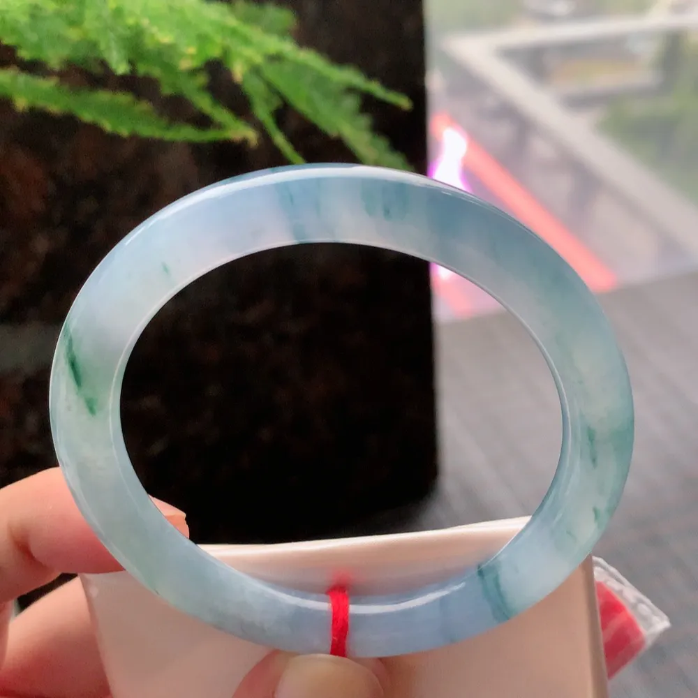 圆条冰紫飘花 无瑕 尺寸:57.1/8.4/8.7 种色兼备