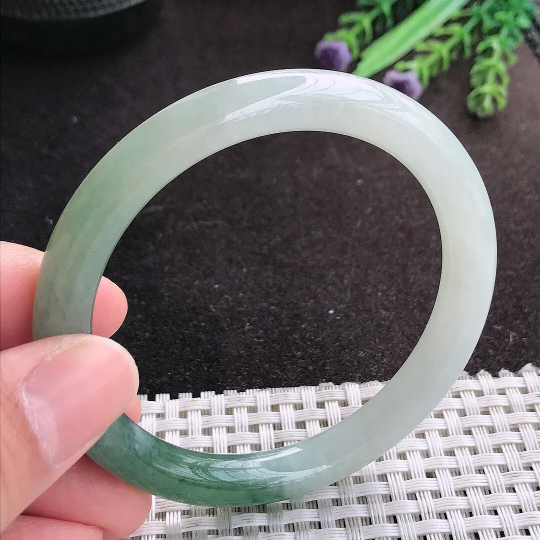 天然A货翡翠56/8.6/8.1老坑冰润油绿圆条手镯玉手镯