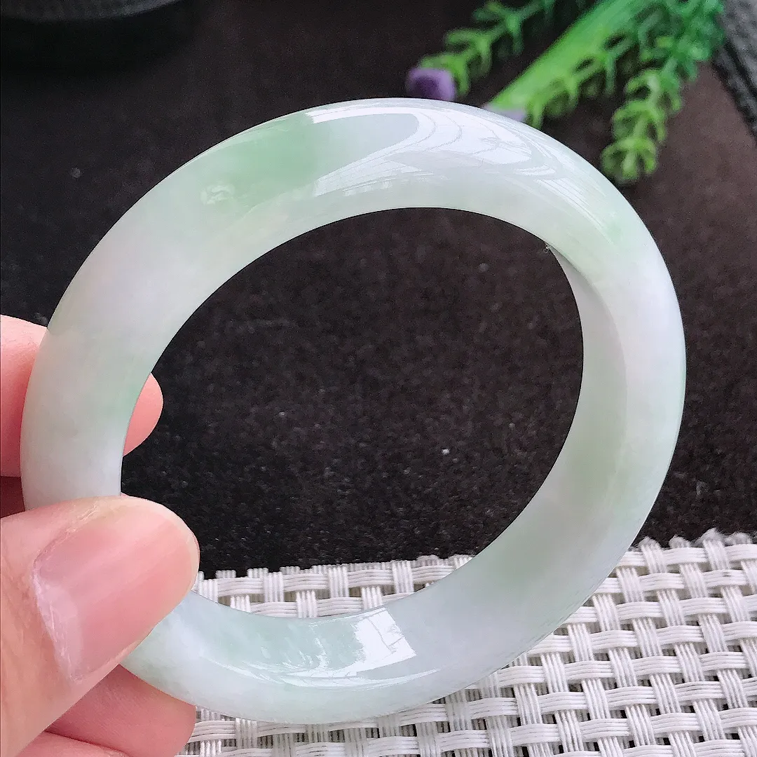 天然A货翡翠54.8/13.4/9老坑冰润起胶飘花手镯宽边玉手镯