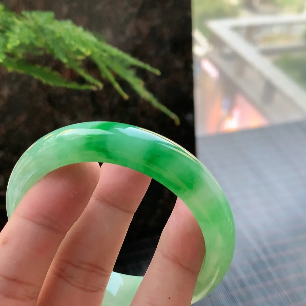 正圈冰阳绿 无瑕 尺寸:56.3/12.8/8 色阳🥰🥰