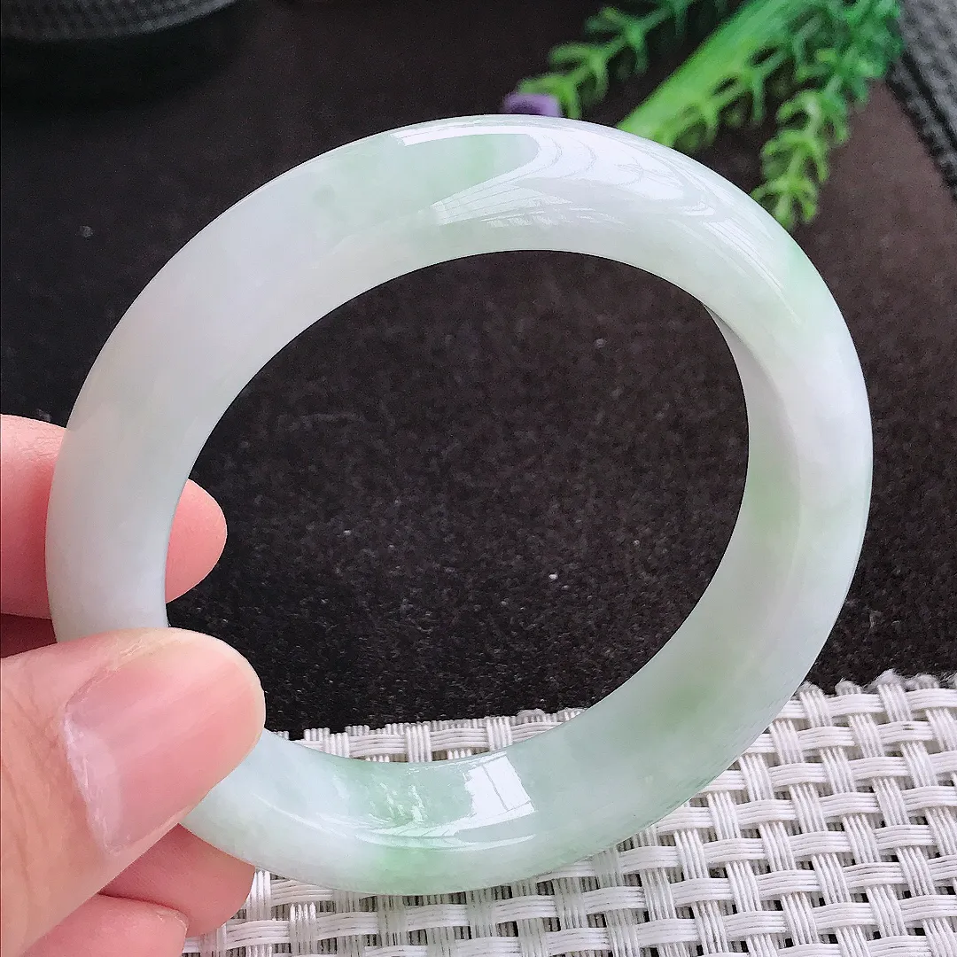 天然A货翡翠54.8/13.4/9老坑冰润起胶飘花手镯宽边玉手镯