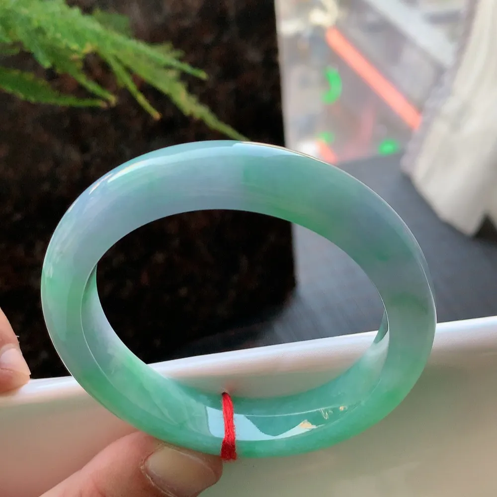 正圈满色春彩 无瑕 尺寸:56.7/12.8/9.2 色好