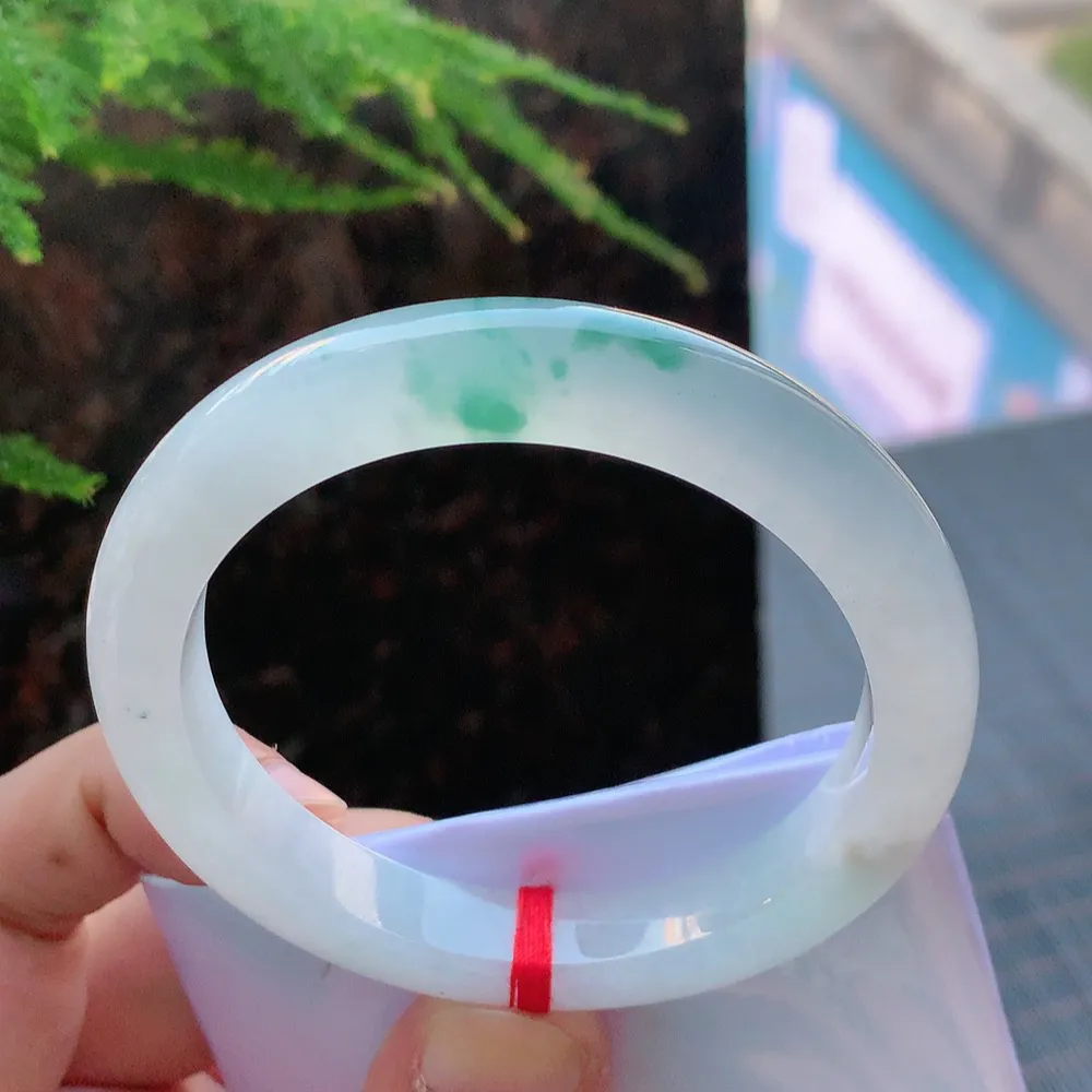 正圈冰飘花 微纹 尺寸:55.7/10.2/8.6 花美 种水好