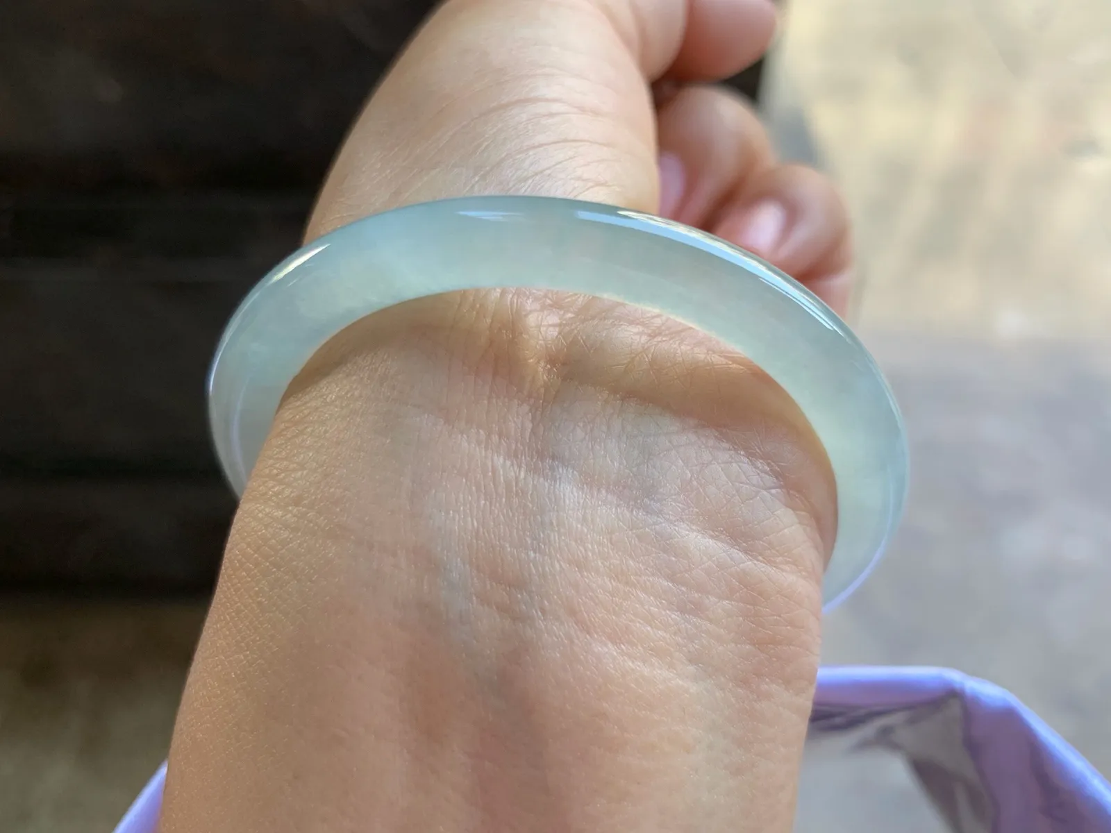 51-7.2mm
冰种圆条手镯 水润光泽 清爽