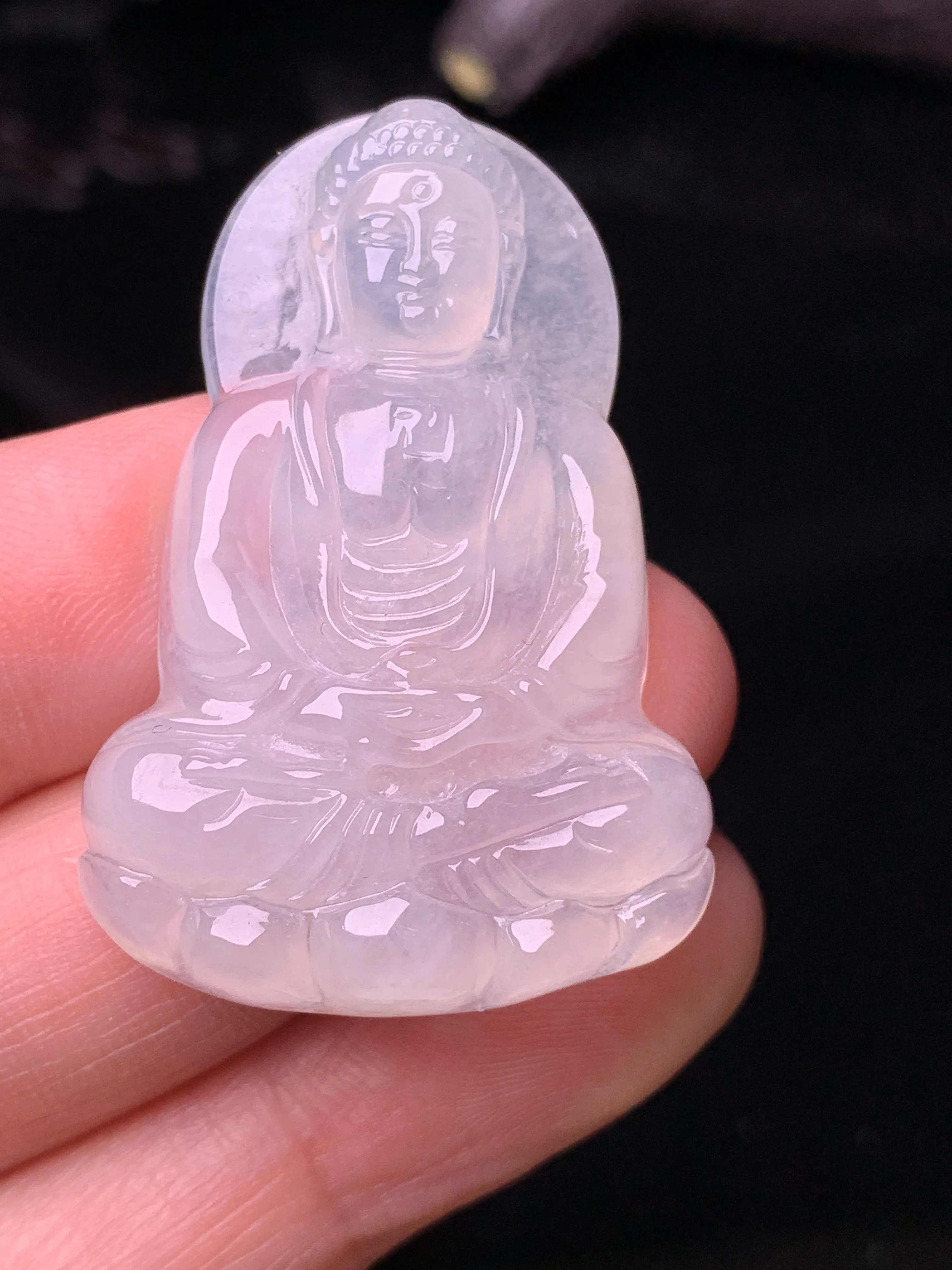 冰种观音吊坠 玉质细腻 色泽清新艳丽 整体尺寸39.2*26.3*6