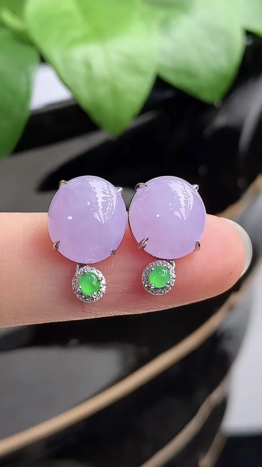 a货翡翠老坑冰种18K金伴钻镶嵌紫罗兰蛋面耳钉 尺寸11×9.8mm 重量3.60g 1204