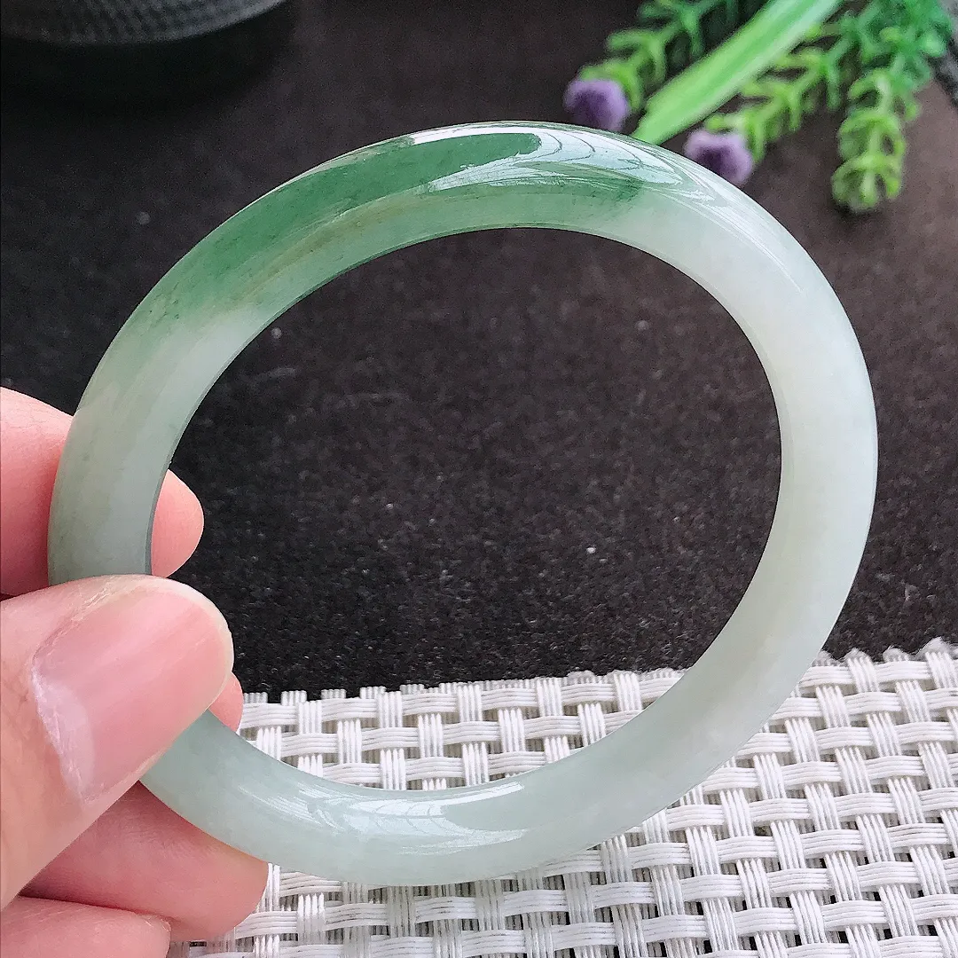 天然A货翡翠56/8.6/8.1老坑冰润油绿圆条手镯玉手镯