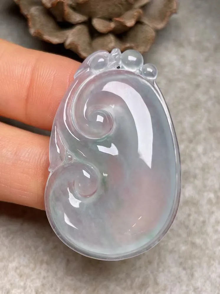 冰种【如意】吊坠，种水好，玉质细腻 ，卖相好