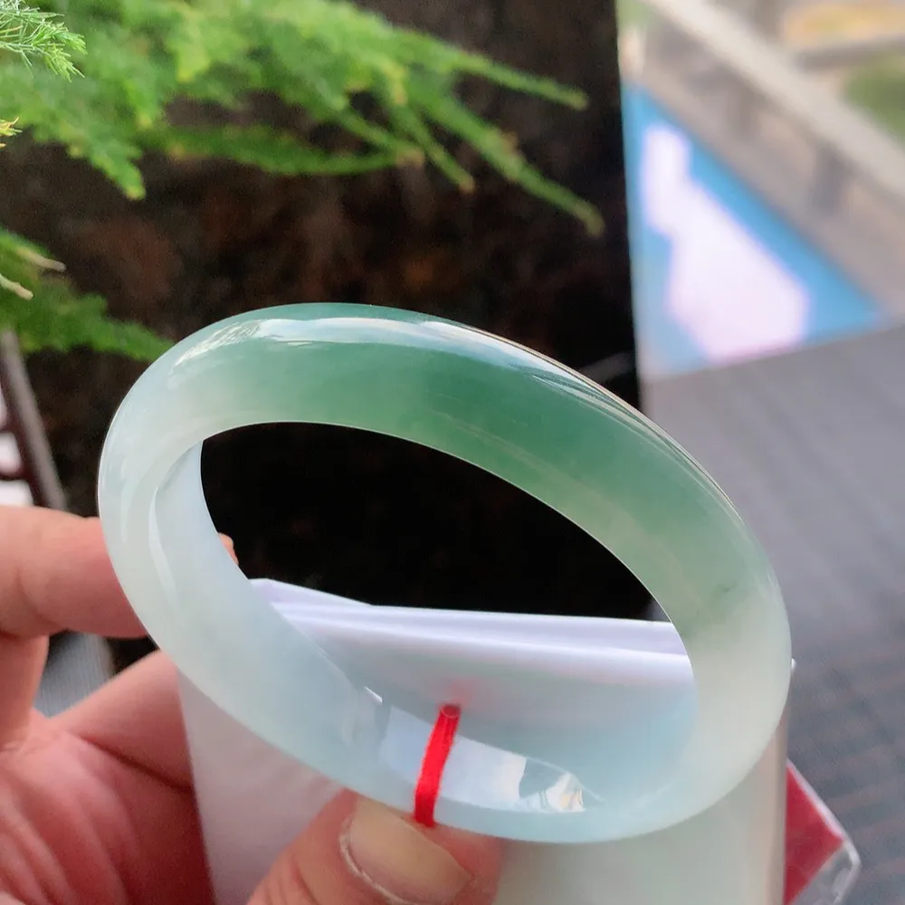 贵妃冰油青 无瑕 尺寸:56.7/49.1/12.7/7.5 种色兼备