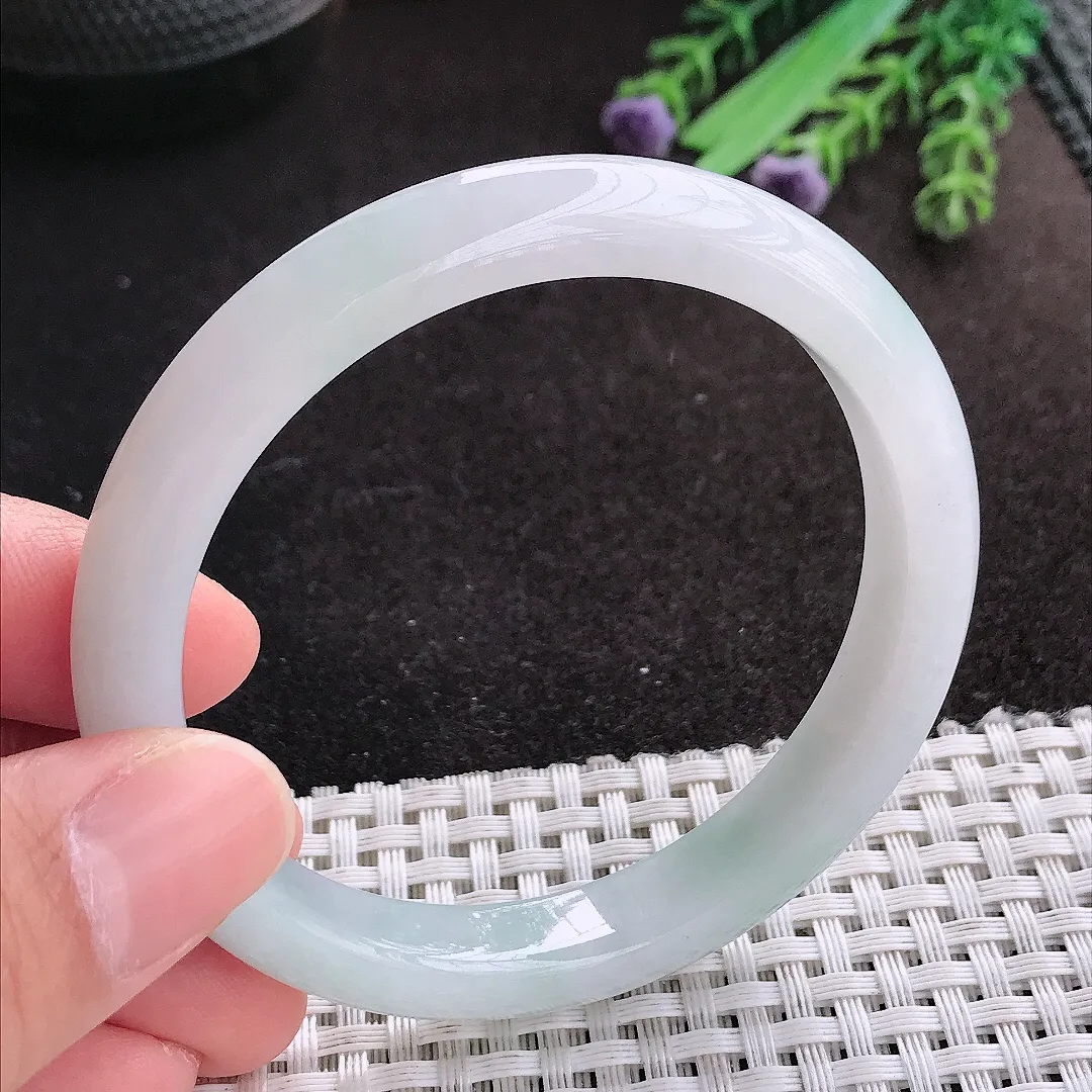 天然A货翡翠56.8/18/7.8老坑秀气温润细条手镯宽边玉镯