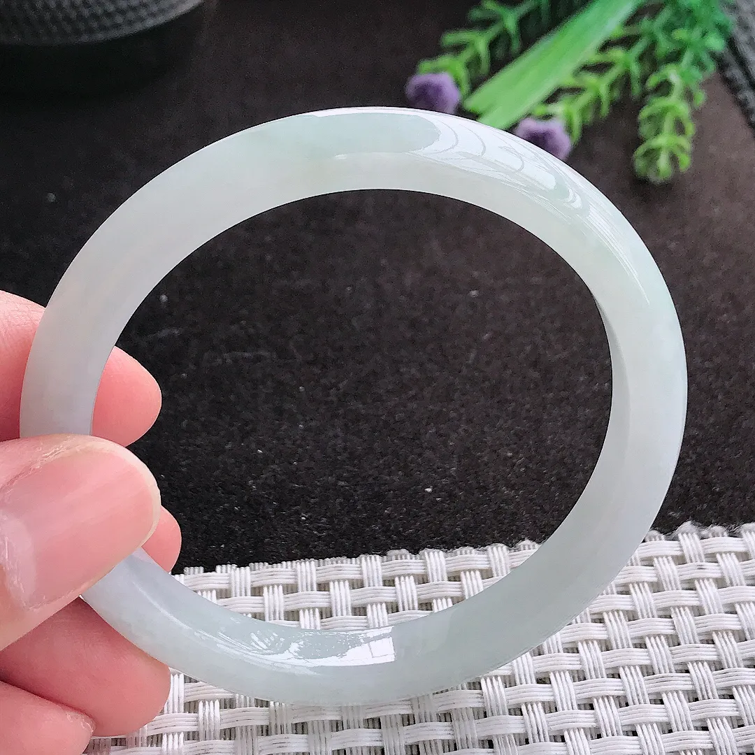 天然A货翡翠56.5/8.8/7.3老坑冰润起胶飘花手镯宽边玉镯