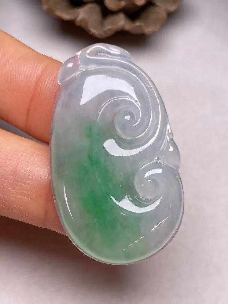 冰种飘绿【如意】吊坠，种水好，玉质细腻 ，卖相好