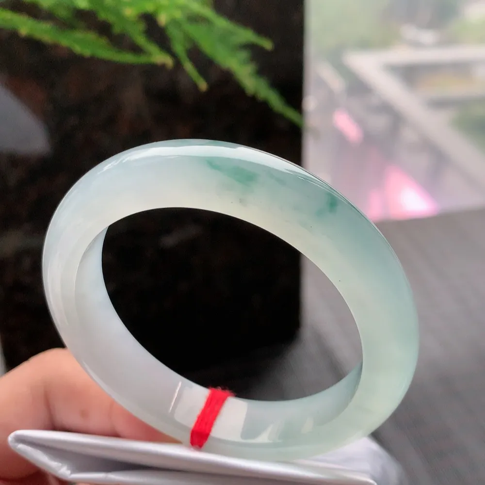 正圈高冰飘花 无瑕 尺寸:54.1/12.7/8.7 花美 种水好🥰🥰