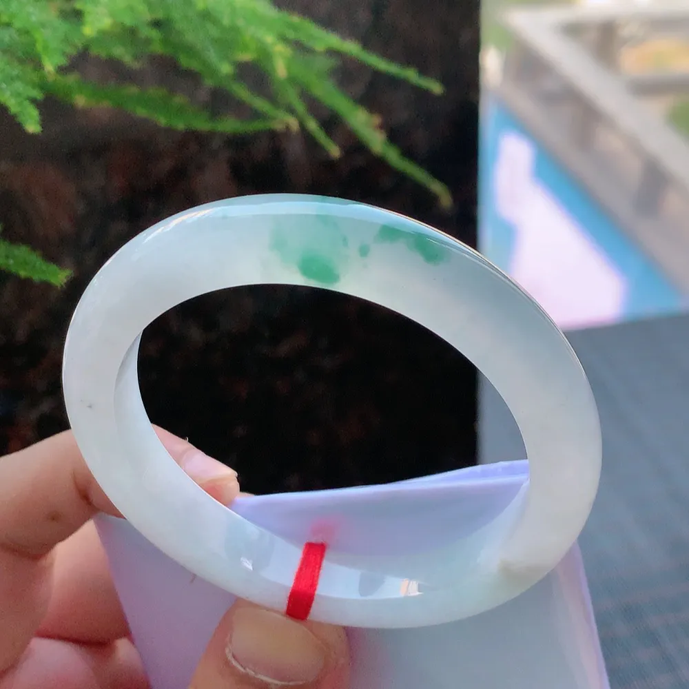 正圈冰飘花 微纹 尺寸:55.7/10.2/8.6 花美 种水好