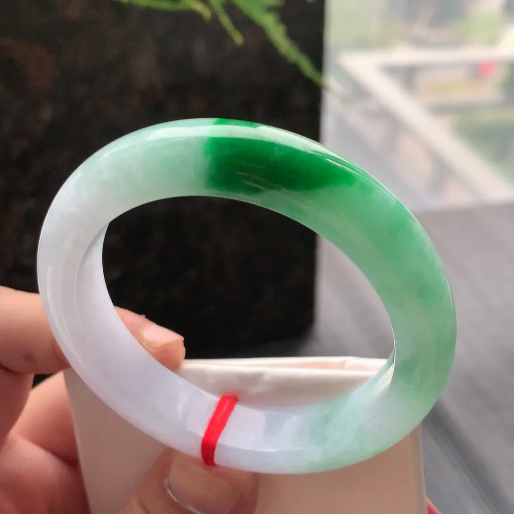 正圈冰糯辣绿 无瑕 尺寸:55.1/12.7/9.1 色好