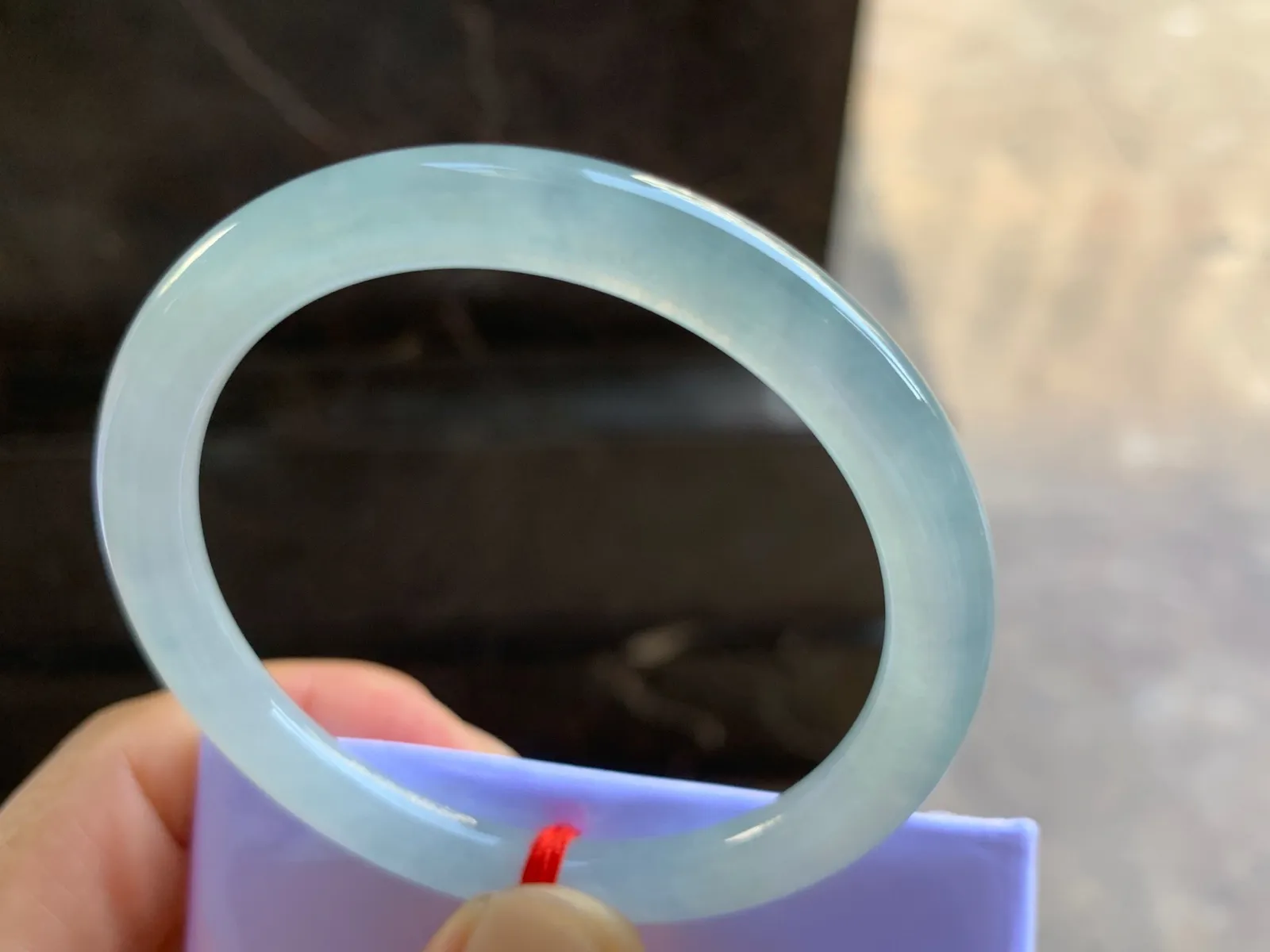 51-7.2mm
冰种圆条手镯 水润光泽 清爽