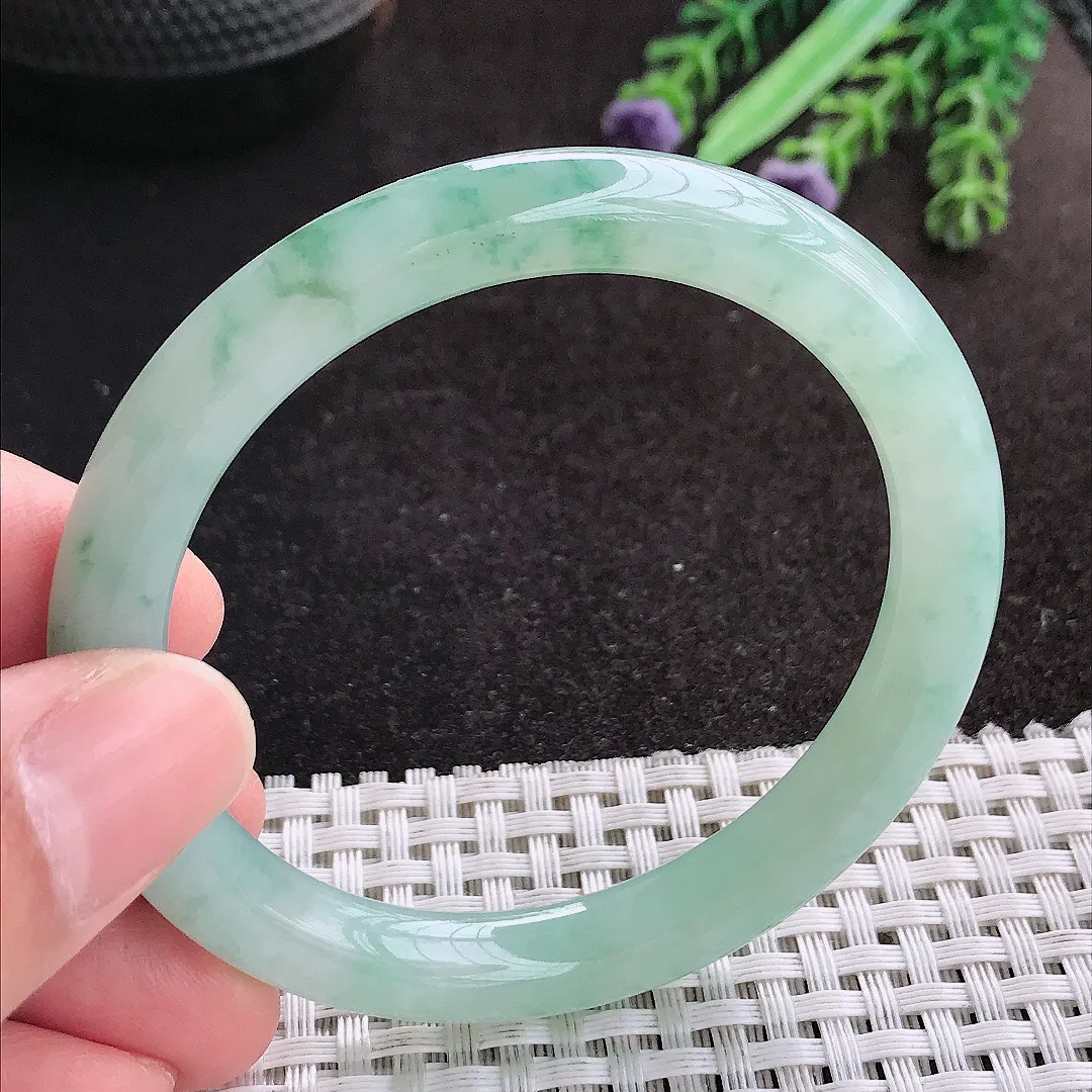 天然A货翡翠53/8.2老坑冰胶水灵飘花圆条手镯细条玉手镯