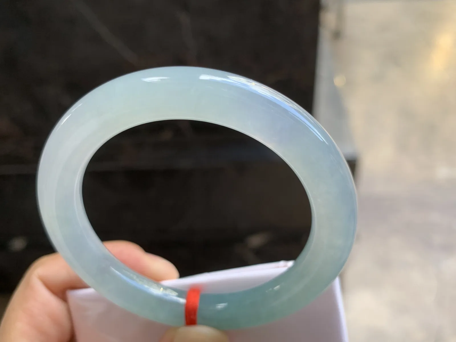 52-9.5mm
蓝水底圆条手镯  水润光泽